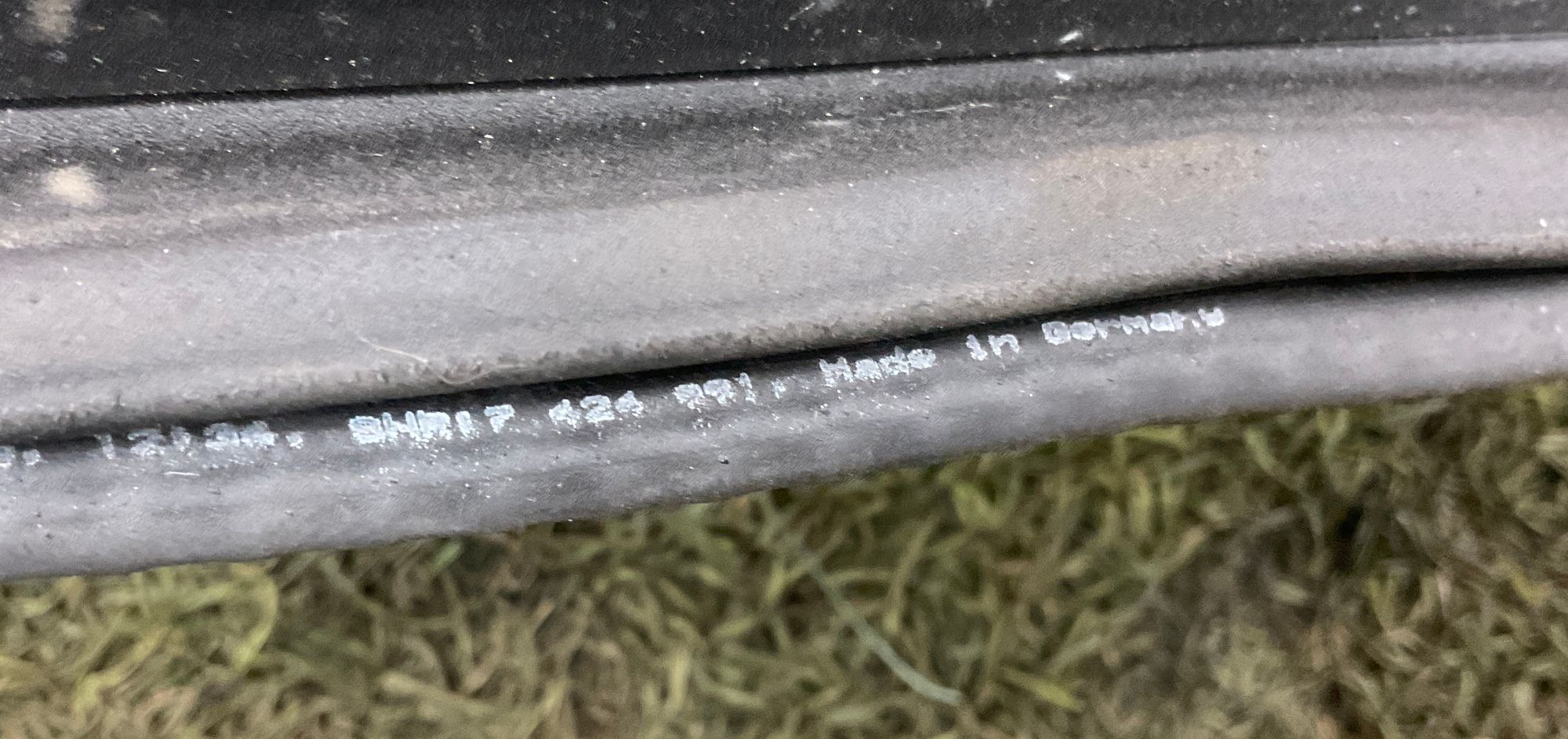 Уплотнитель двери передней BMW M8 F92 2019, 7000 рублей, Москва