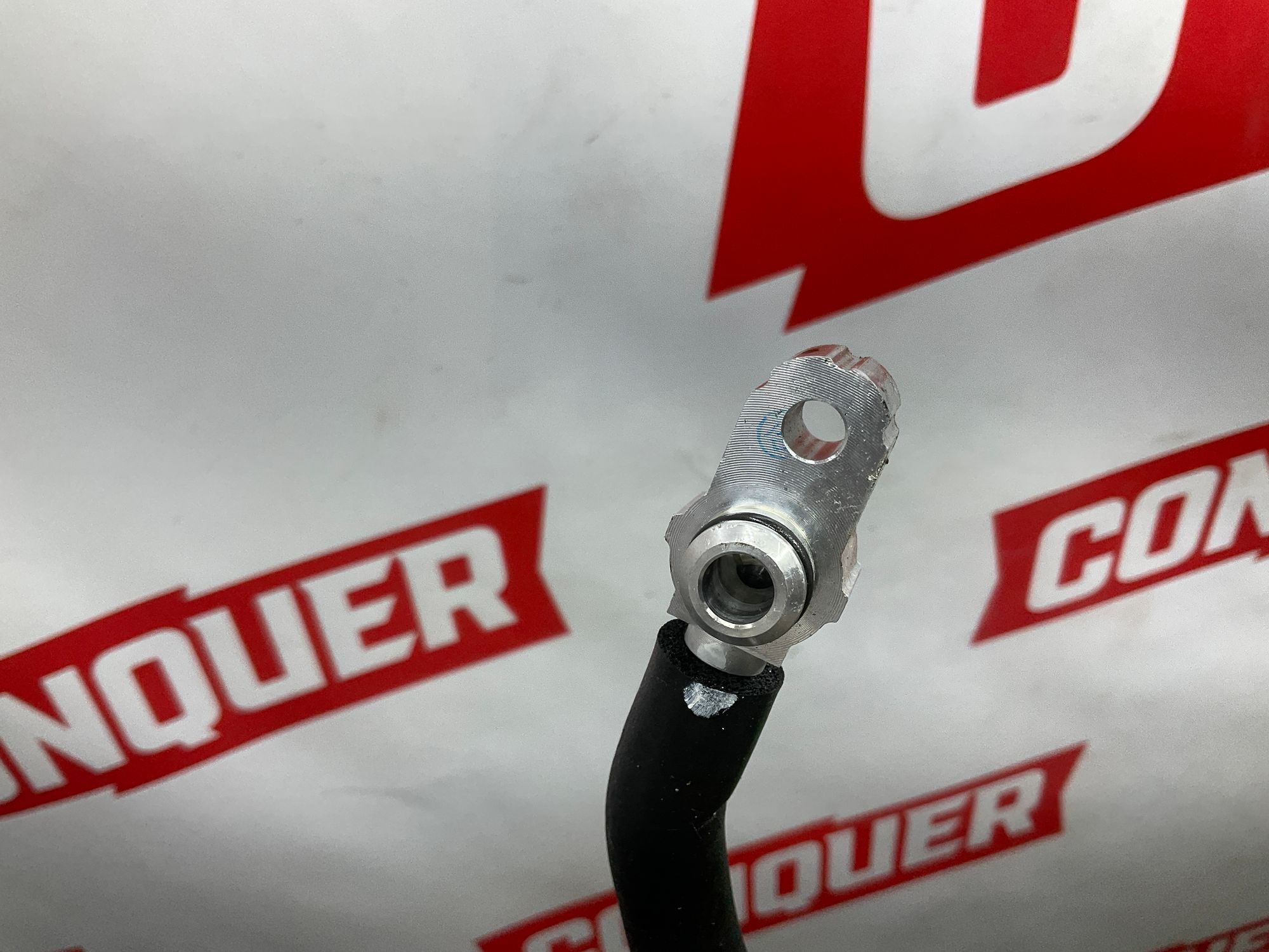 https://ycs.partsauto.market/partsauto-images/thmbs/userImages/h353NjtZg3VDP19b5HMt7LlpbQ93/part/90c65171-be57-4c53-b09a-f6f265d0c619_1779700079405.jpg
