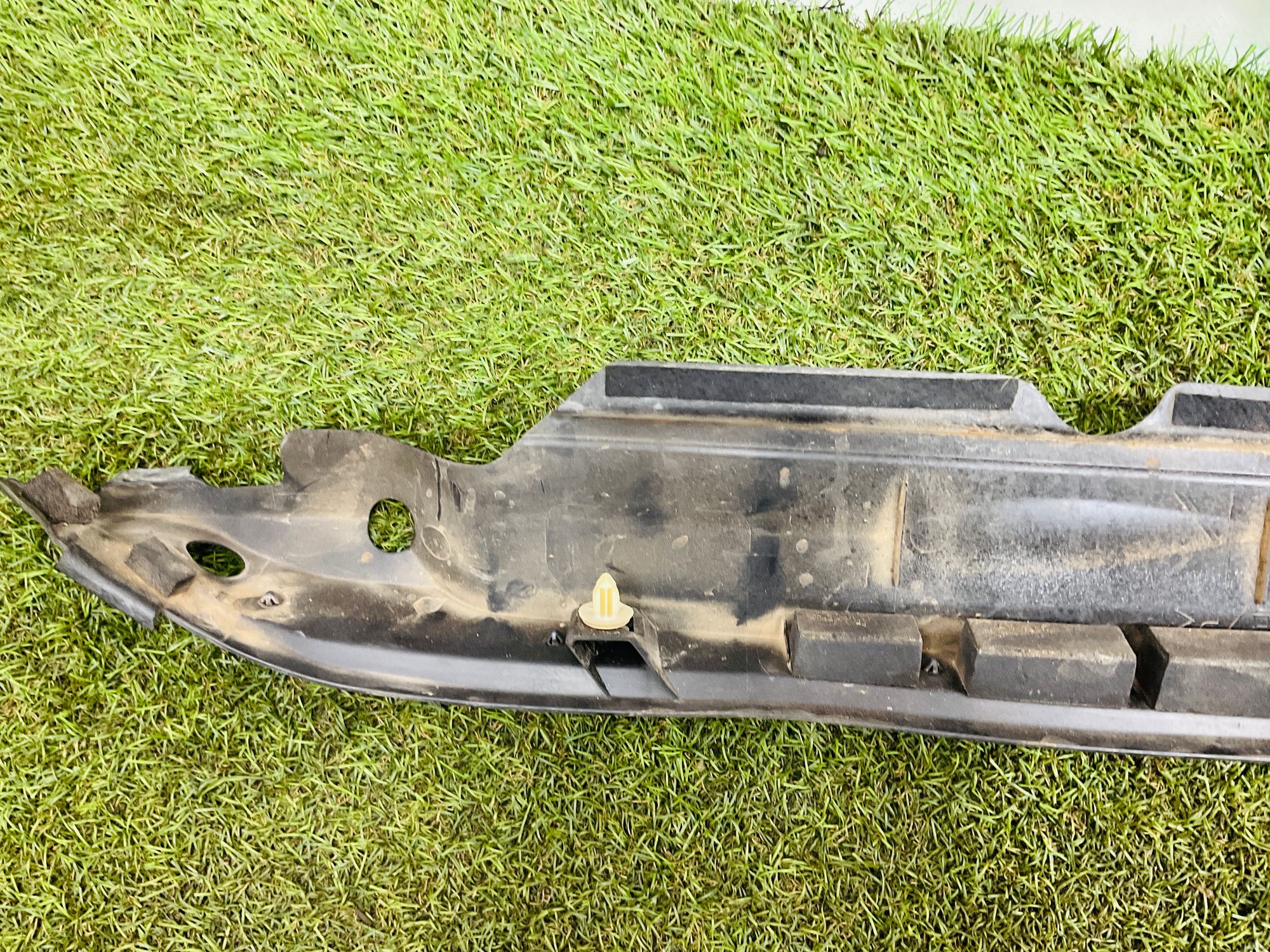 https://ycs.partsauto.market/partsauto-images/thmbs/userImages/h353NjtZg3VDP19b5HMt7LlpbQ93/part/90f72c99-c598-439a-9ed4-c09fca4172a6_1779803704014.jpg