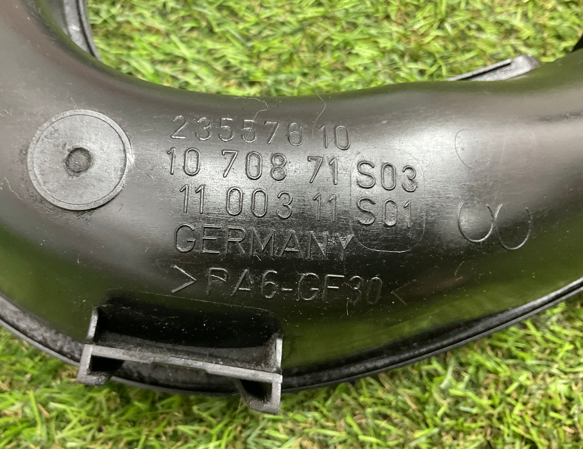 Патрубок воздушного фильтра BMW 7 серия, F01/F02/F04 рестайлинг, 2000 рублей, Москва