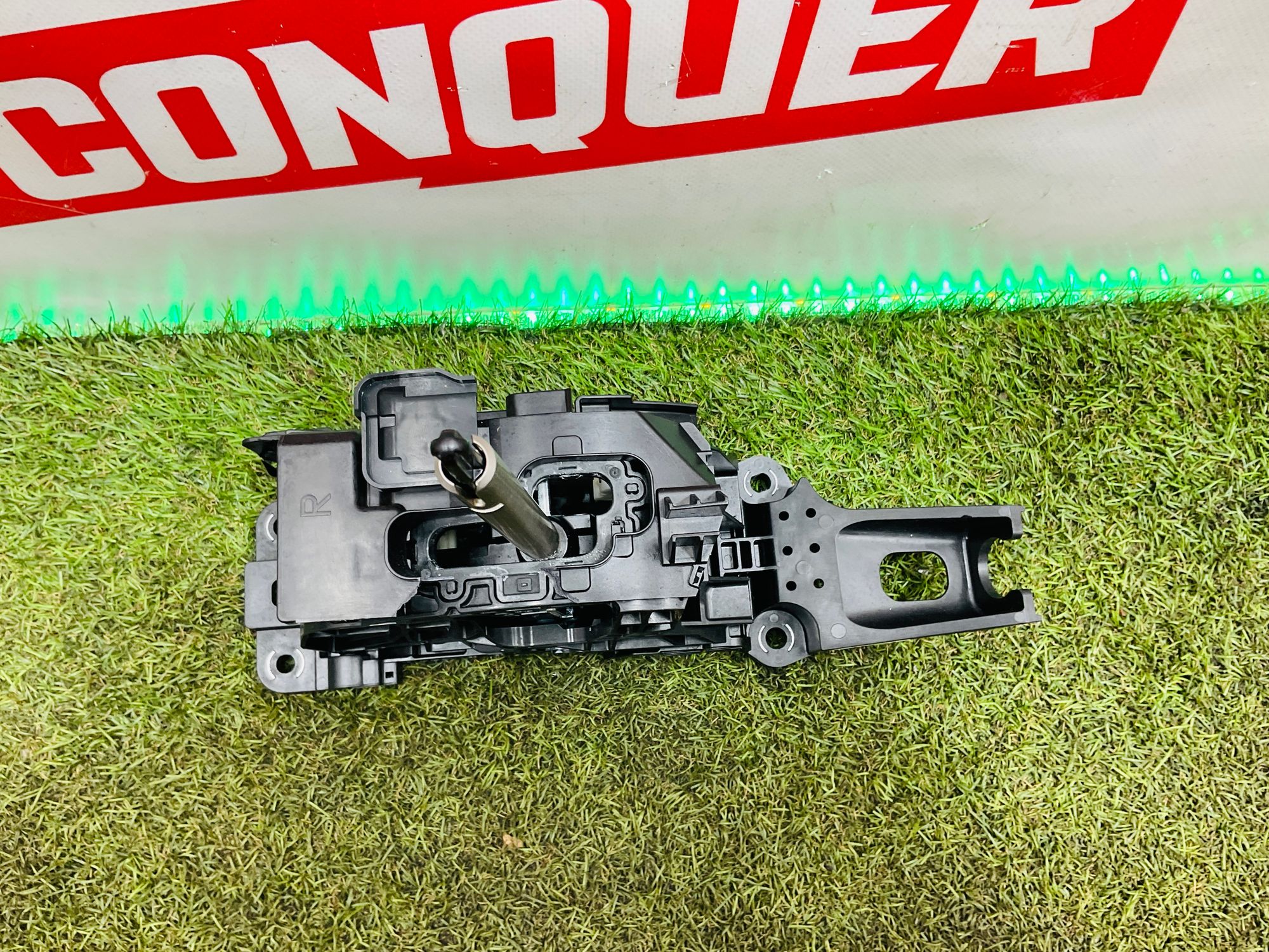 https://ycs.partsauto.market/partsauto-images/thmbs/userImages/h353NjtZg3VDP19b5HMt7LlpbQ93/part/916c7254-57d5-43b8-b964-cb5d80f16849_1780054564484.jpg