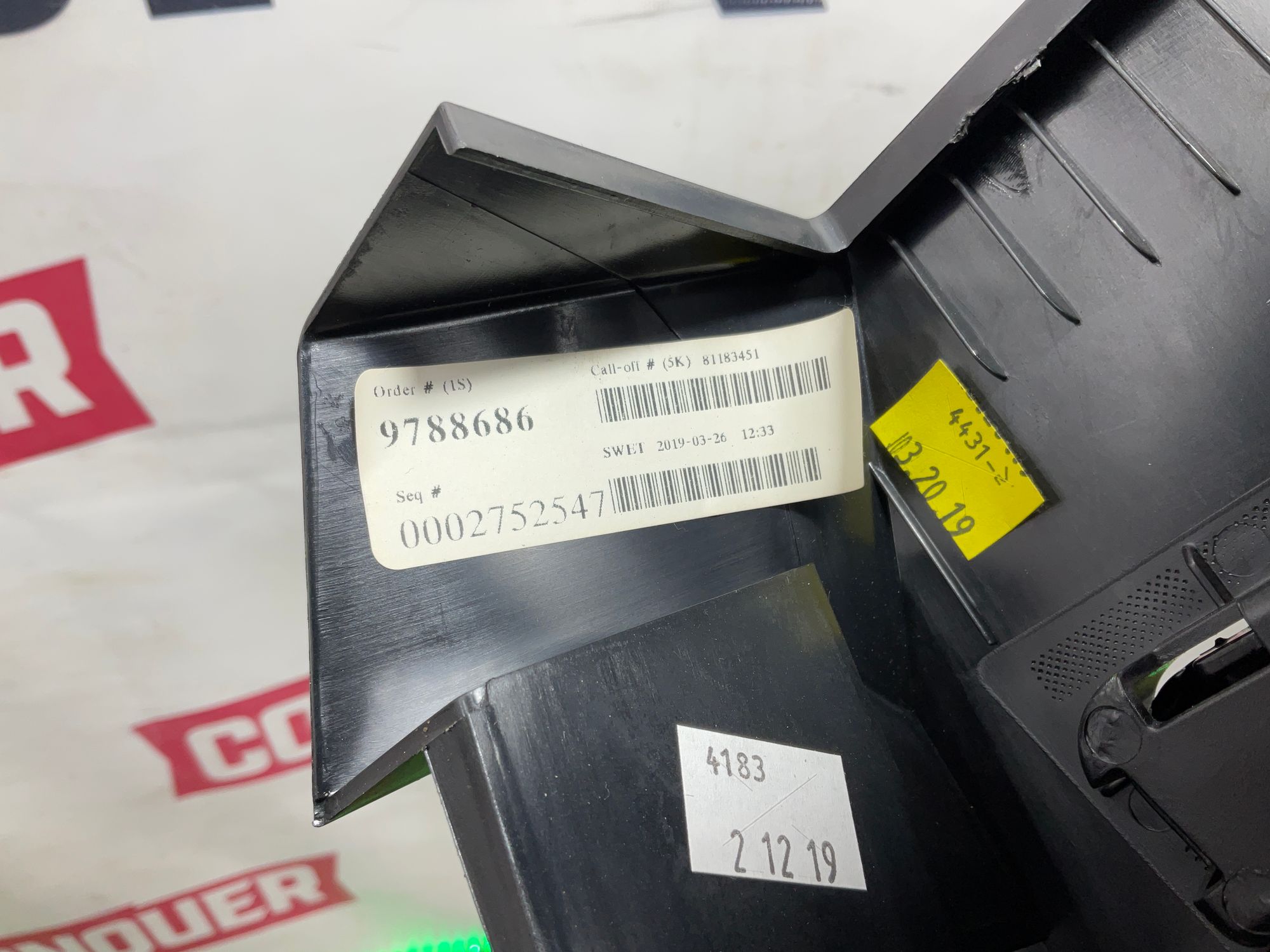 Направляющая шторки багажника правая BMW X5 G05, 1500 рублей, Москва