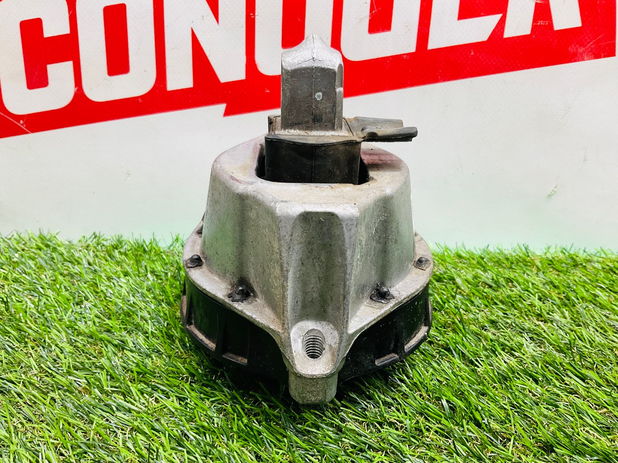 https://ycs.partsauto.market/partsauto-images/thmbs/userImages/h353NjtZg3VDP19b5HMt7LlpbQ93/part/91db7472-e709-4f64-9838-7d0e126e3812_1781598367806.jpg