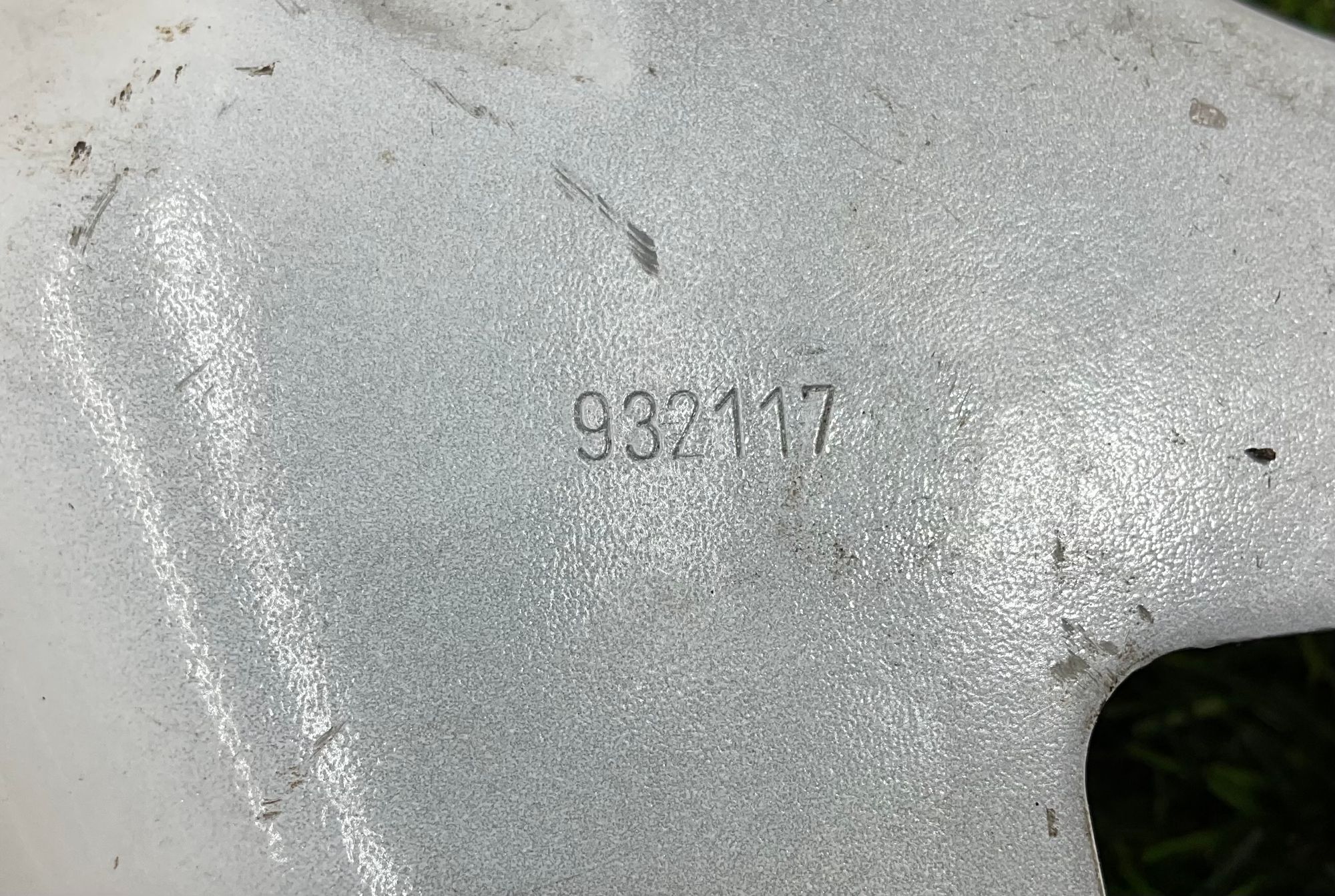 Петля капота правая Mercedes-Benz E-класс W213/S213/C238/A238 рестайлинг (2020—2026) 2022, 2500 рублей, Москва