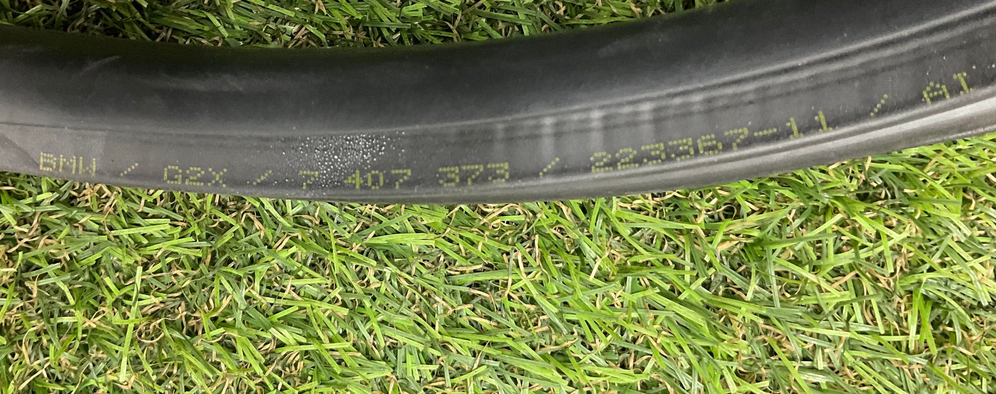 https://ycs.partsauto.market/partsauto-images/thmbs/userImages/h353NjtZg3VDP19b5HMt7LlpbQ93/part/927a73d6-bb53-4a5f-9c1a-c71eb000b265_1748350438126.jpg