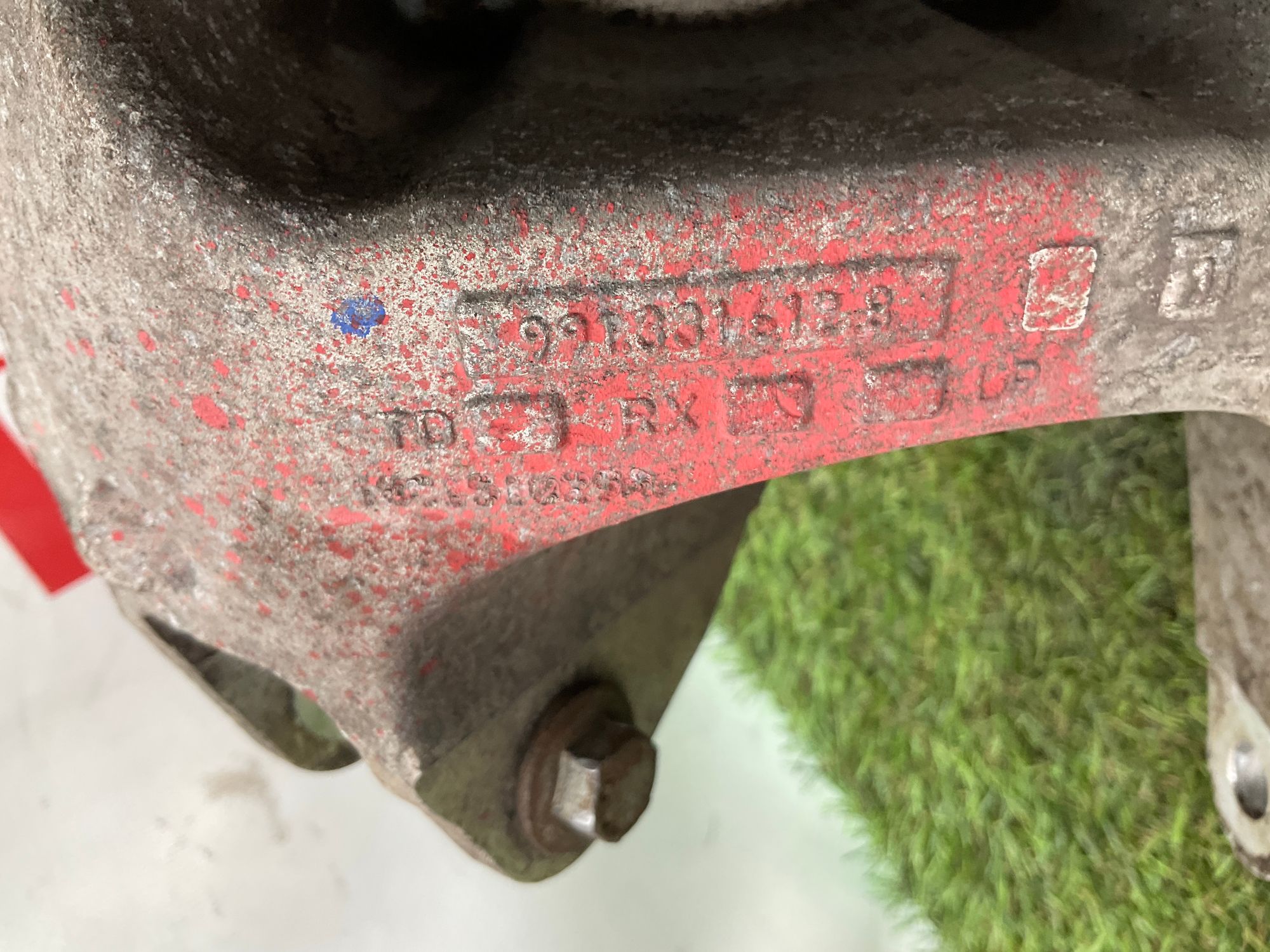 https://ycs.partsauto.market/partsauto-images/thmbs/userImages/h353NjtZg3VDP19b5HMt7LlpbQ93/part/9280acd1-7e9a-4932-9d9b-07a08b817329_1779452007151.jpg