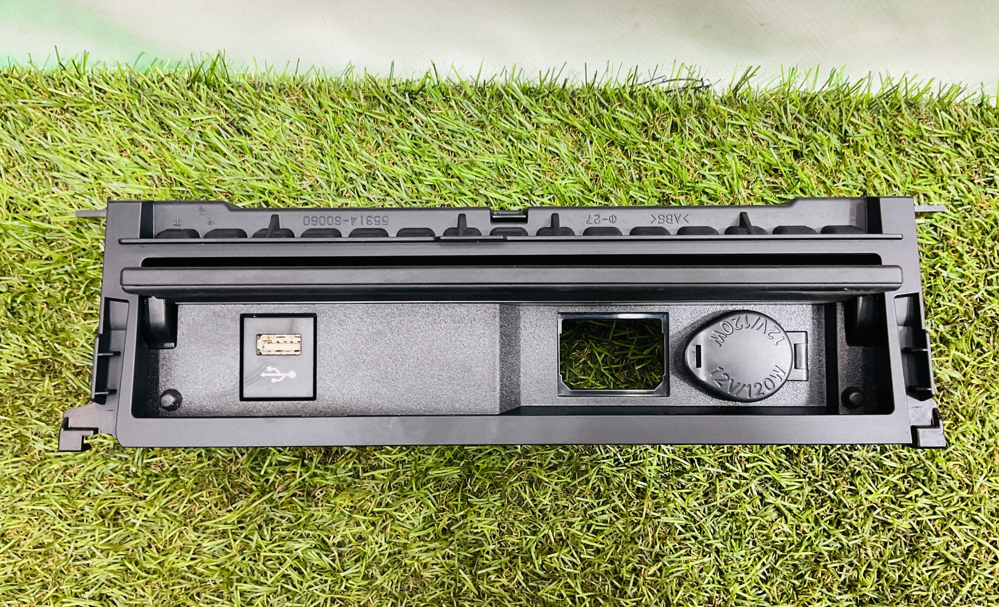 https://ycs.partsauto.market/partsauto-images/thmbs/userImages/h353NjtZg3VDP19b5HMt7LlpbQ93/part/928717ee-9c90-4374-ac4c-eeea4d38afdd_1780055417717.jpg