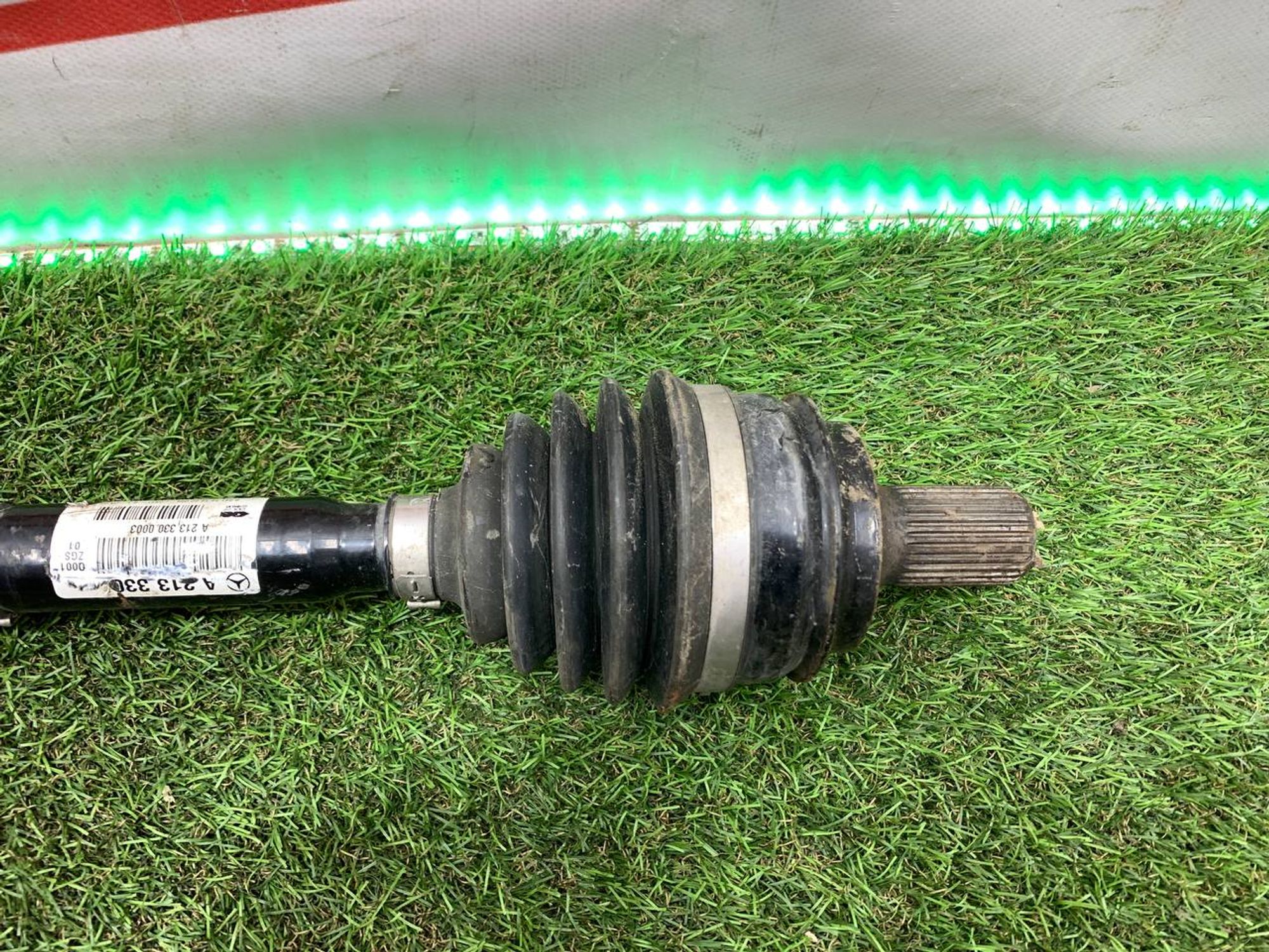 https://ycs.partsauto.market/partsauto-images/thmbs/userImages/h353NjtZg3VDP19b5HMt7LlpbQ93/part/928a2817-c171-4111-86a4-21cef96768e4_1715087992554.jpg