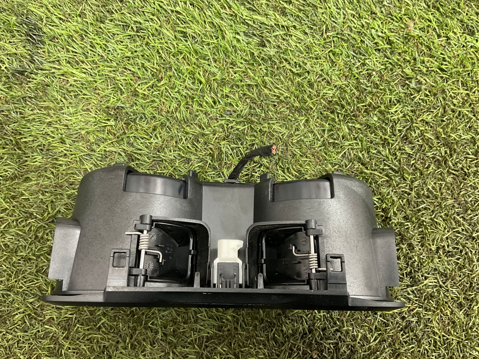 Подстаканник центральный BMW M3, G80 2023, 2500 рублей, Москва