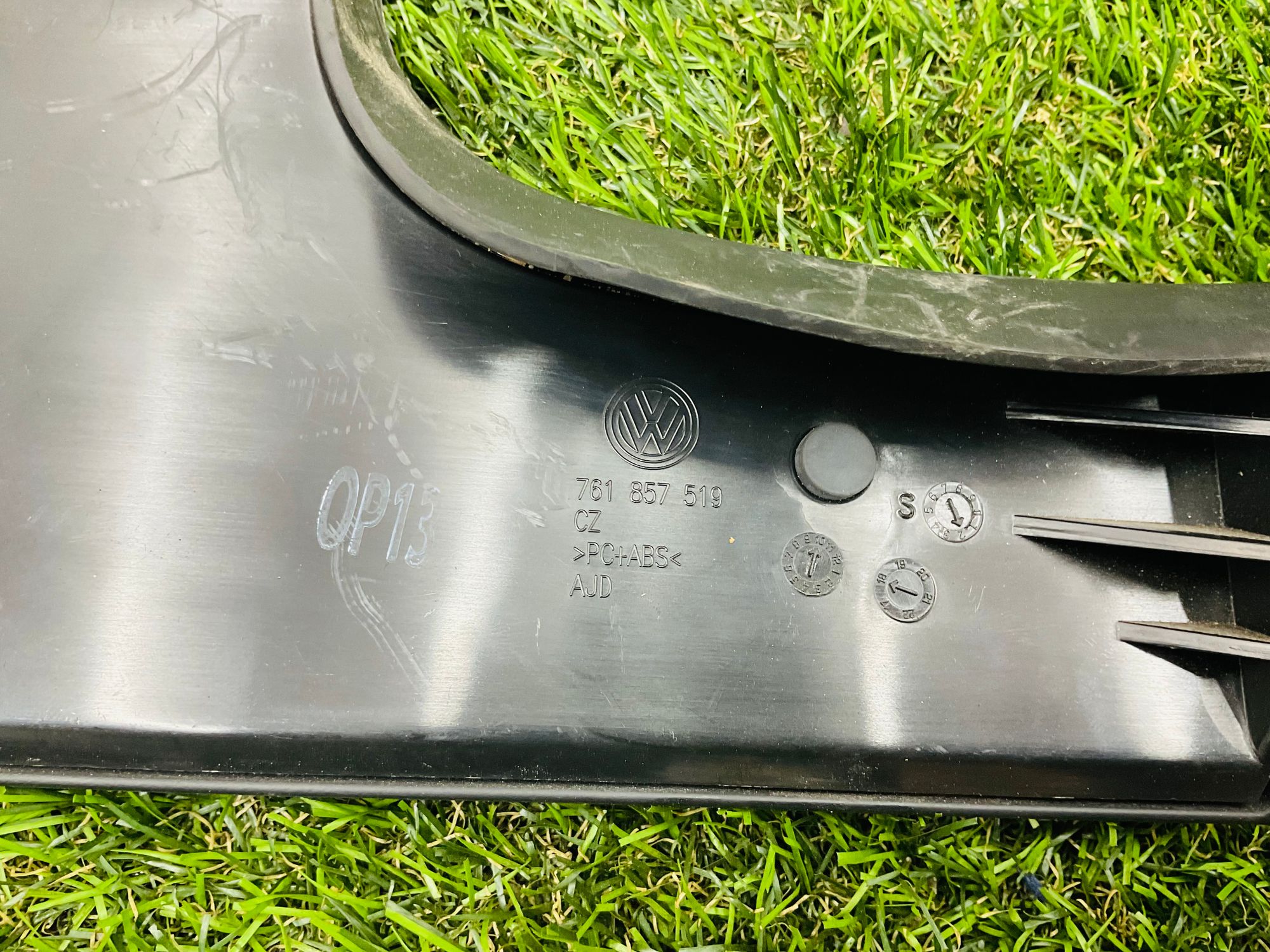 https://ycs.partsauto.market/partsauto-images/thmbs/userImages/h353NjtZg3VDP19b5HMt7LlpbQ93/part/92f92d02-ffa5-49c8-b6b2-b50ef035111a_1785852320765.jpg