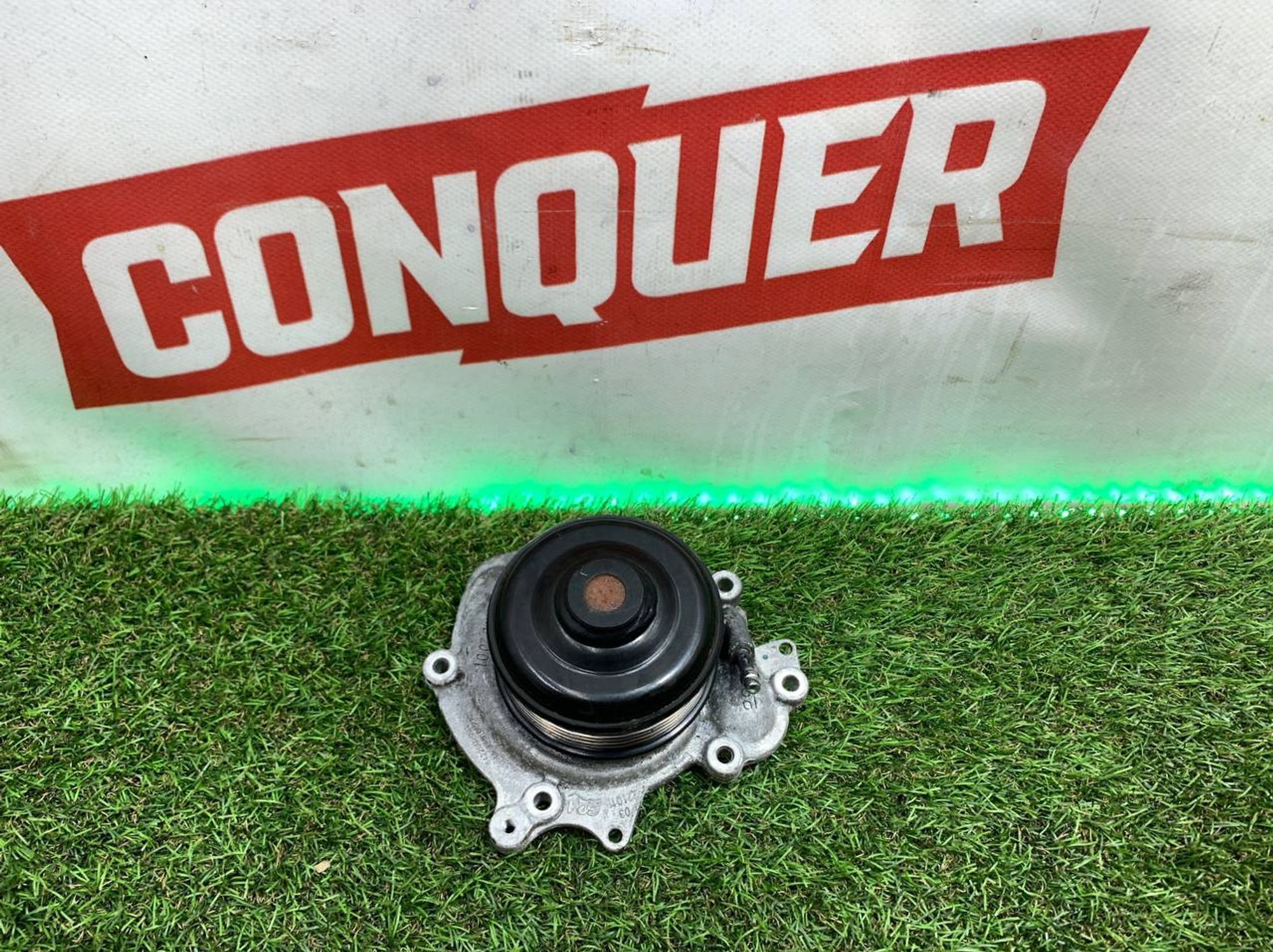 https://ycs.partsauto.market/partsauto-images/thmbs/userImages/h353NjtZg3VDP19b5HMt7LlpbQ93/part/92fce117-f419-4c5b-b606-5dd8f16d5b01_1718803808602.jpg