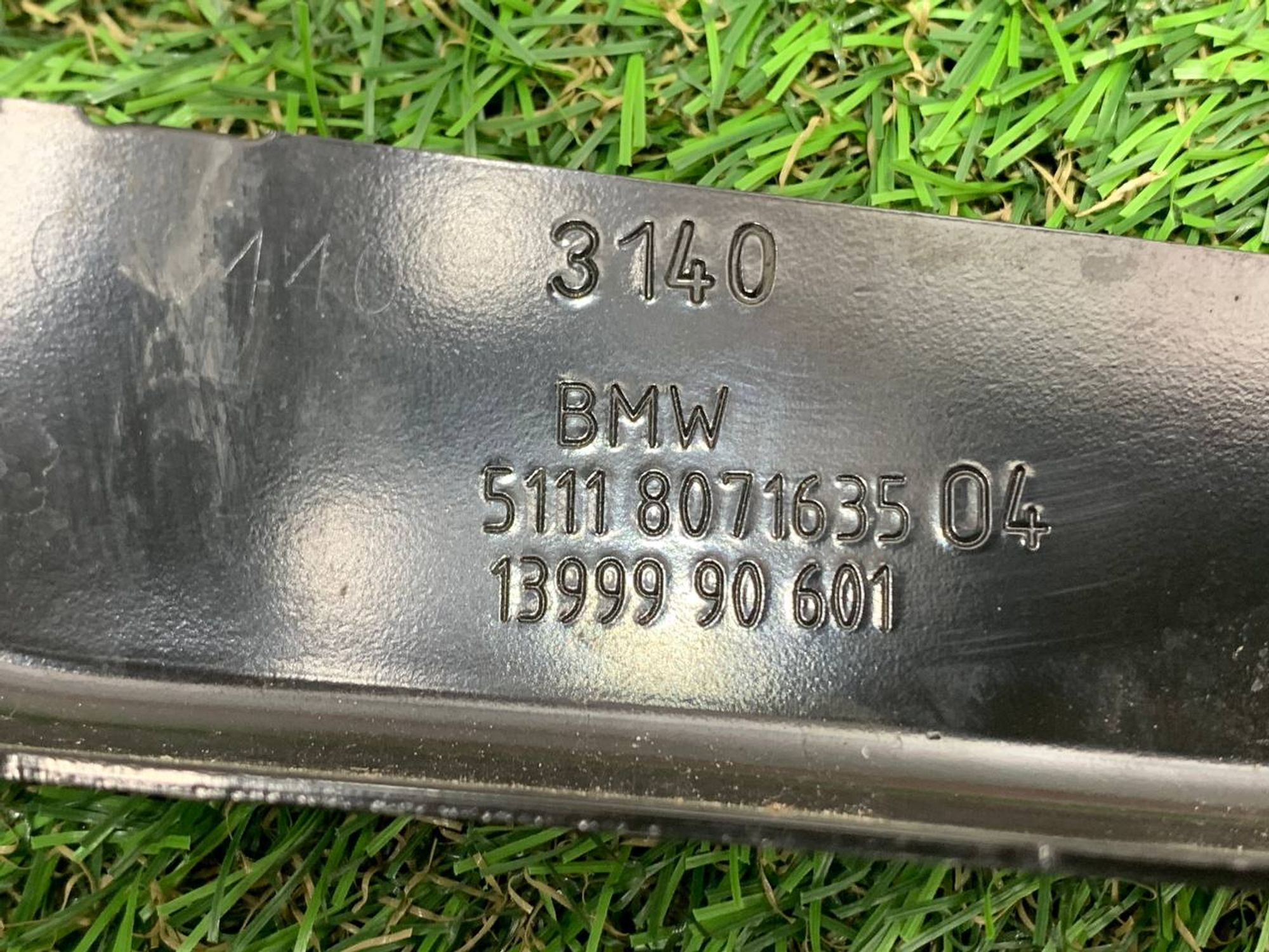 https://ycs.partsauto.market/partsauto-images/thmbs/userImages/h353NjtZg3VDP19b5HMt7LlpbQ93/part/9346d6a5-ef15-460d-8a1e-58170335c2d8_1716194938731.jpg