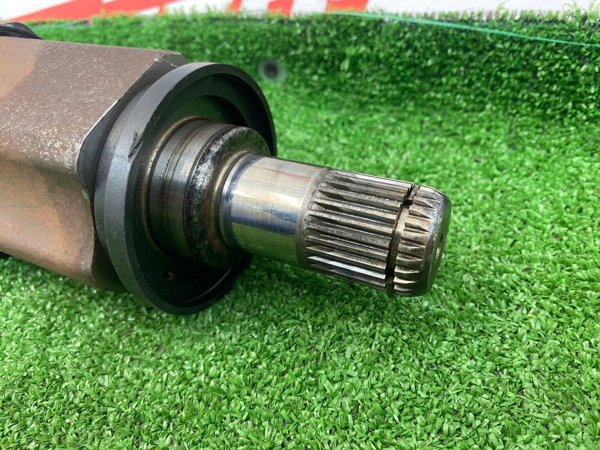 https://ycs.partsauto.market/partsauto-images/thmbs/userImages/h353NjtZg3VDP19b5HMt7LlpbQ93/part/9372af1e-65e3-45b8-98e7-61ef3f0e949c_1745852970465.jpg