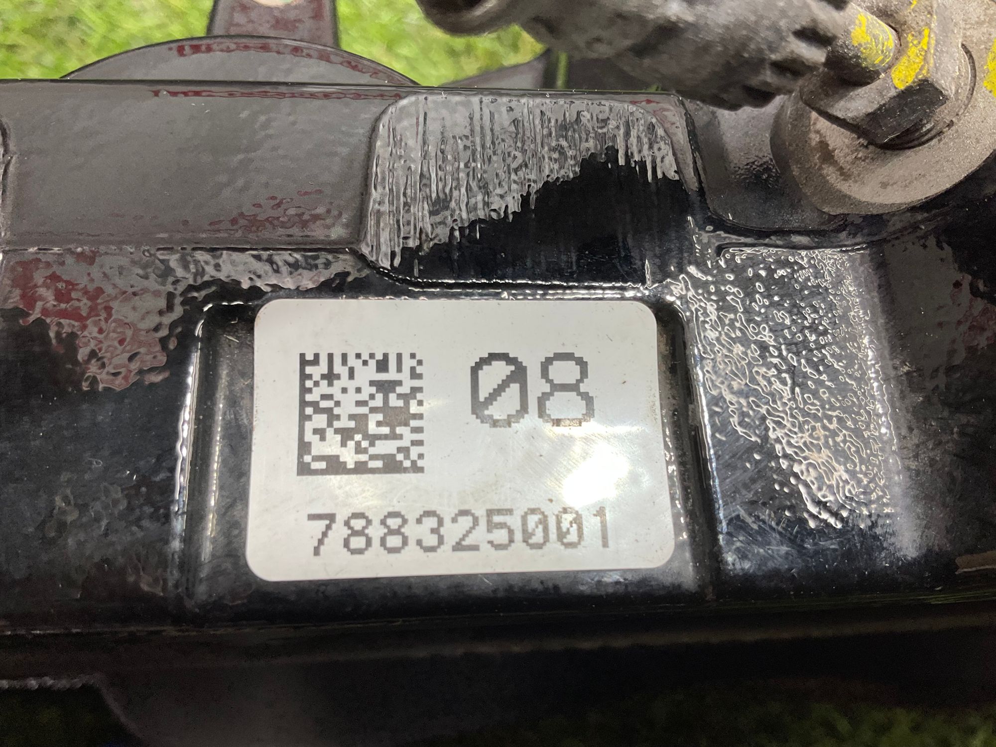https://ycs.partsauto.market/partsauto-images/thmbs/userImages/h353NjtZg3VDP19b5HMt7LlpbQ93/part/9382a65c-f32a-4f78-b991-cac282e90607_1784366572142.jpg