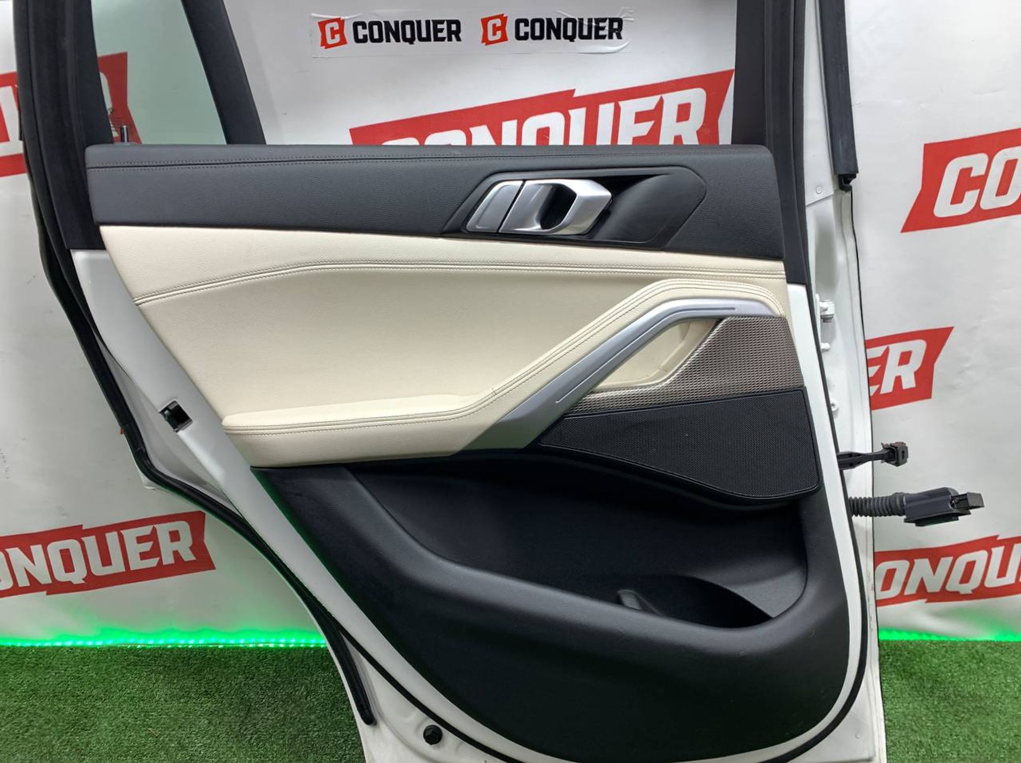 https://ycs.partsauto.market/partsauto-images/thmbs/userImages/h353NjtZg3VDP19b5HMt7LlpbQ93/part/93ac4d51-e60c-42fb-8c6b-cdffca0cad6d_1725974328780.jpg