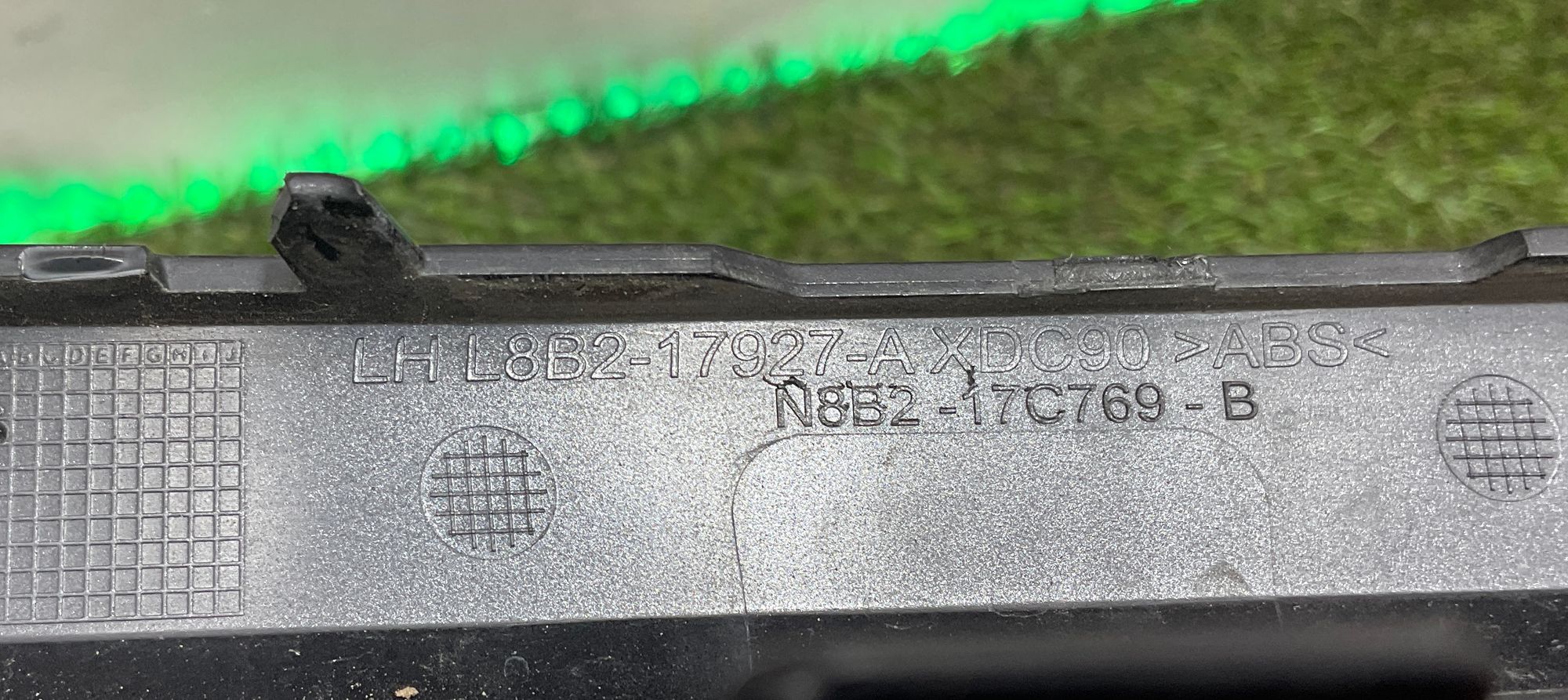 Накладка заднего бампера левая Land Rover Defender II L663 2022, 5000 рублей, Москва