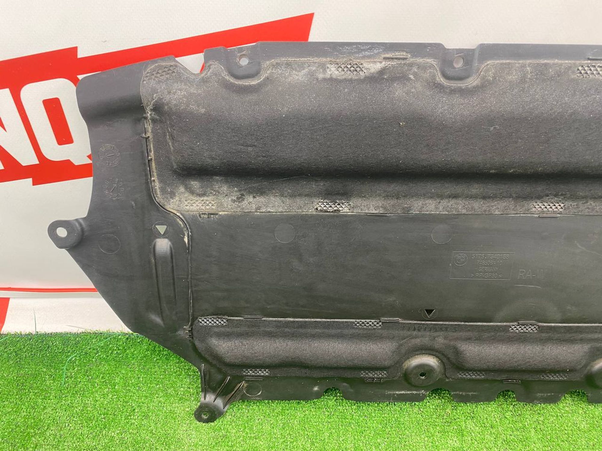 https://ycs.partsauto.market/partsauto-images/thmbs/userImages/h353NjtZg3VDP19b5HMt7LlpbQ93/part/940aa3ae-6c80-4643-af25-09f7391673c4_1748339970669.jpg