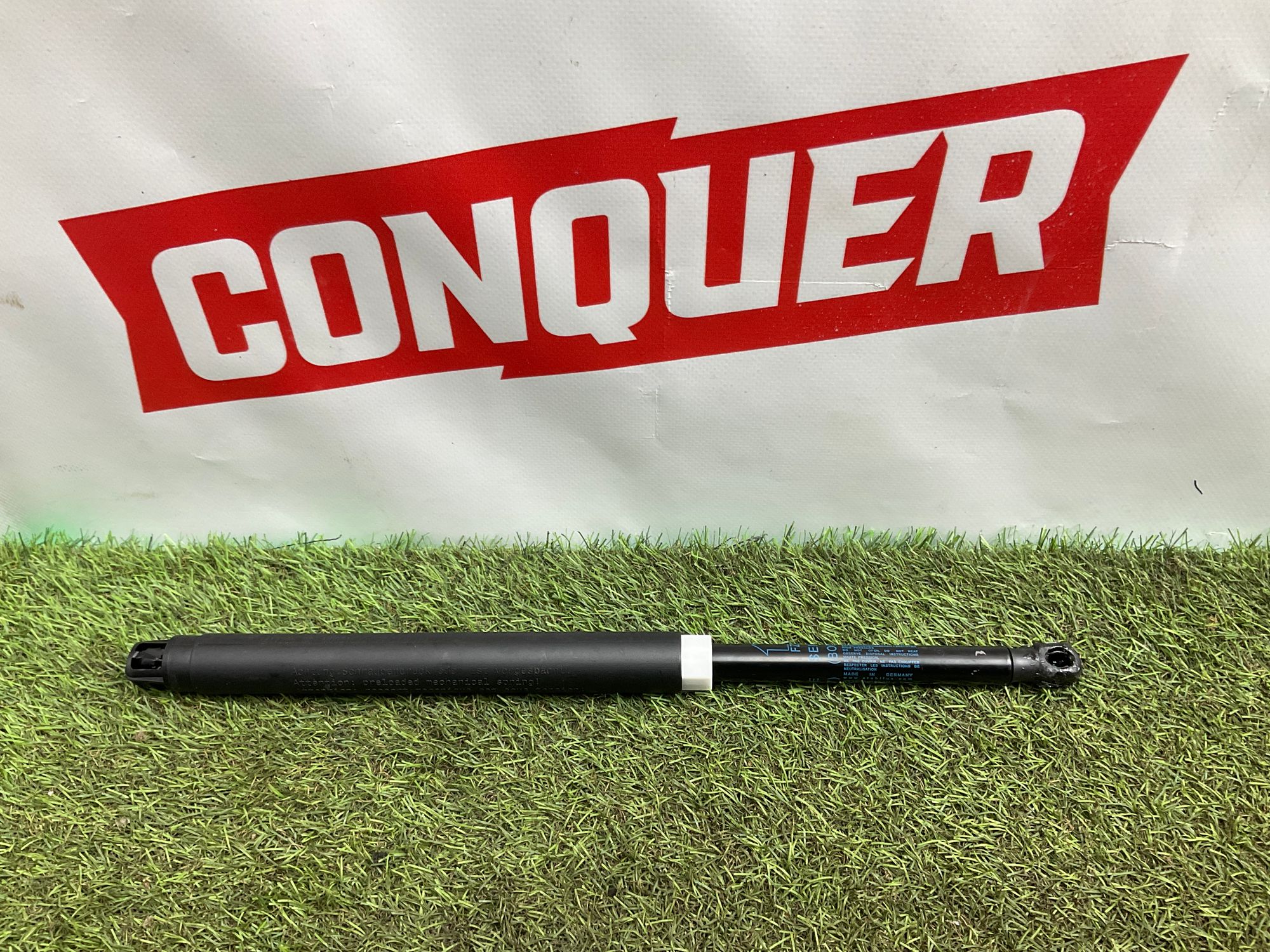 Амортизатор крышки багажника BMW M8 F92 2019, 6000 рублей, Москва