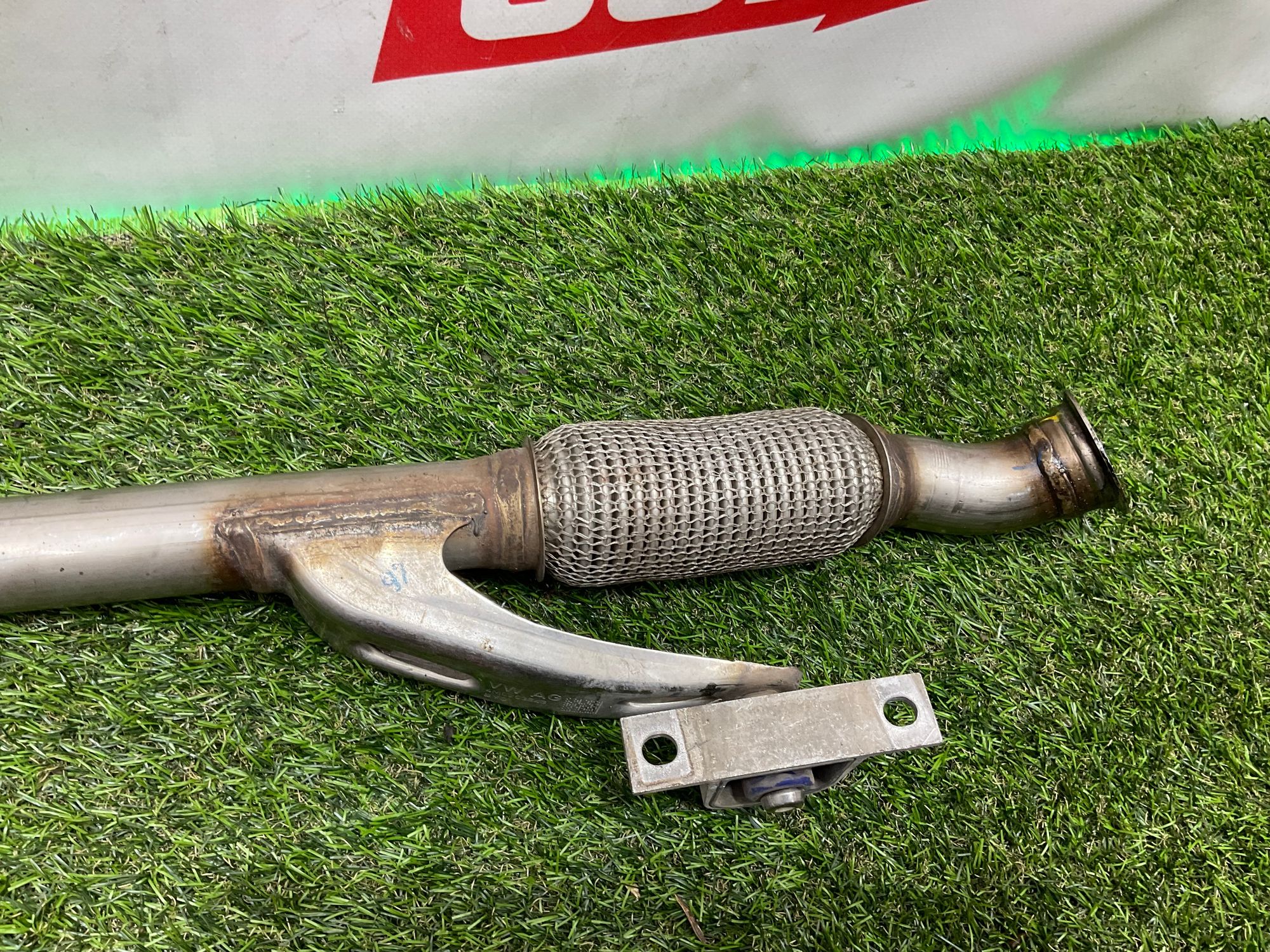 https://ycs.partsauto.market/partsauto-images/thmbs/userImages/h353NjtZg3VDP19b5HMt7LlpbQ93/part/947f08ad-930b-449f-abd9-6633f52ed3f8_1785139674111.jpg