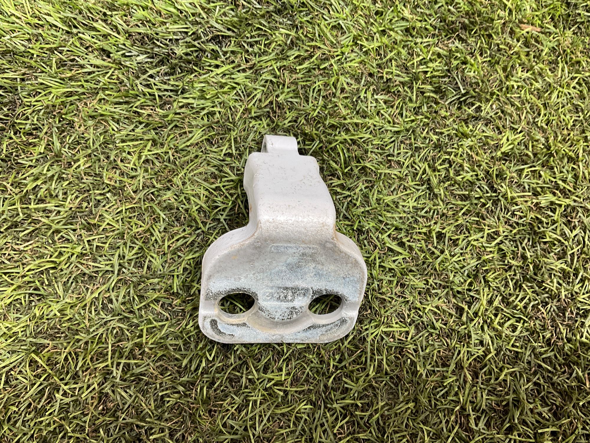 Петля двери левой задней Land Rover Defender II L663 2022, 5500 рублей, Москва