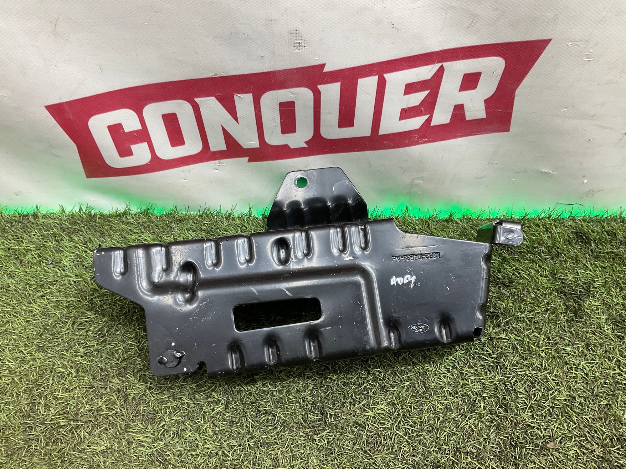 Крепление кузова заднее правое Land Rover Defender II L663 2022, 2000 рублей, Москва