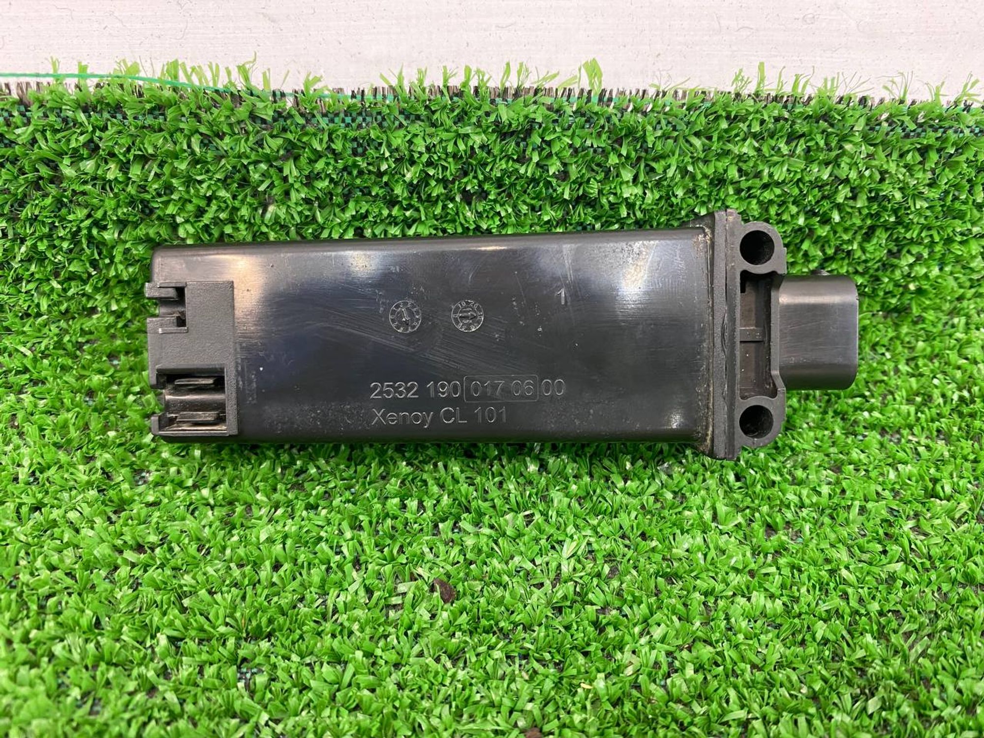 https://ycs.partsauto.market/partsauto-images/thmbs/userImages/h353NjtZg3VDP19b5HMt7LlpbQ93/part/94d10033-fc01-4014-875b-5d2f25a30304_1743155983887.jpg