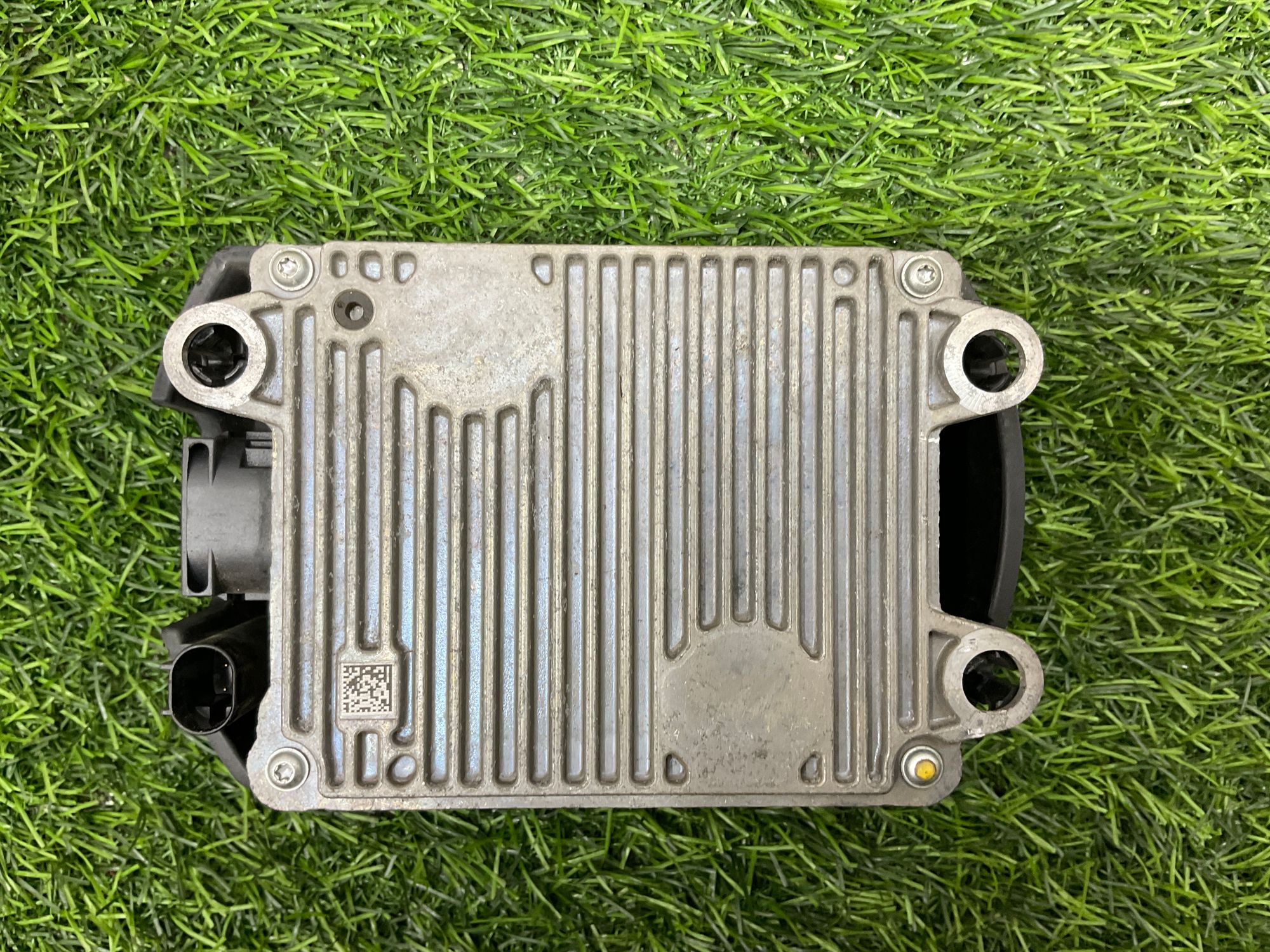 https://ycs.partsauto.market/partsauto-images/thmbs/userImages/h353NjtZg3VDP19b5HMt7LlpbQ93/part/94d34c4d-b09d-42bb-8a36-b31f067b6180_1735302848401.jpg