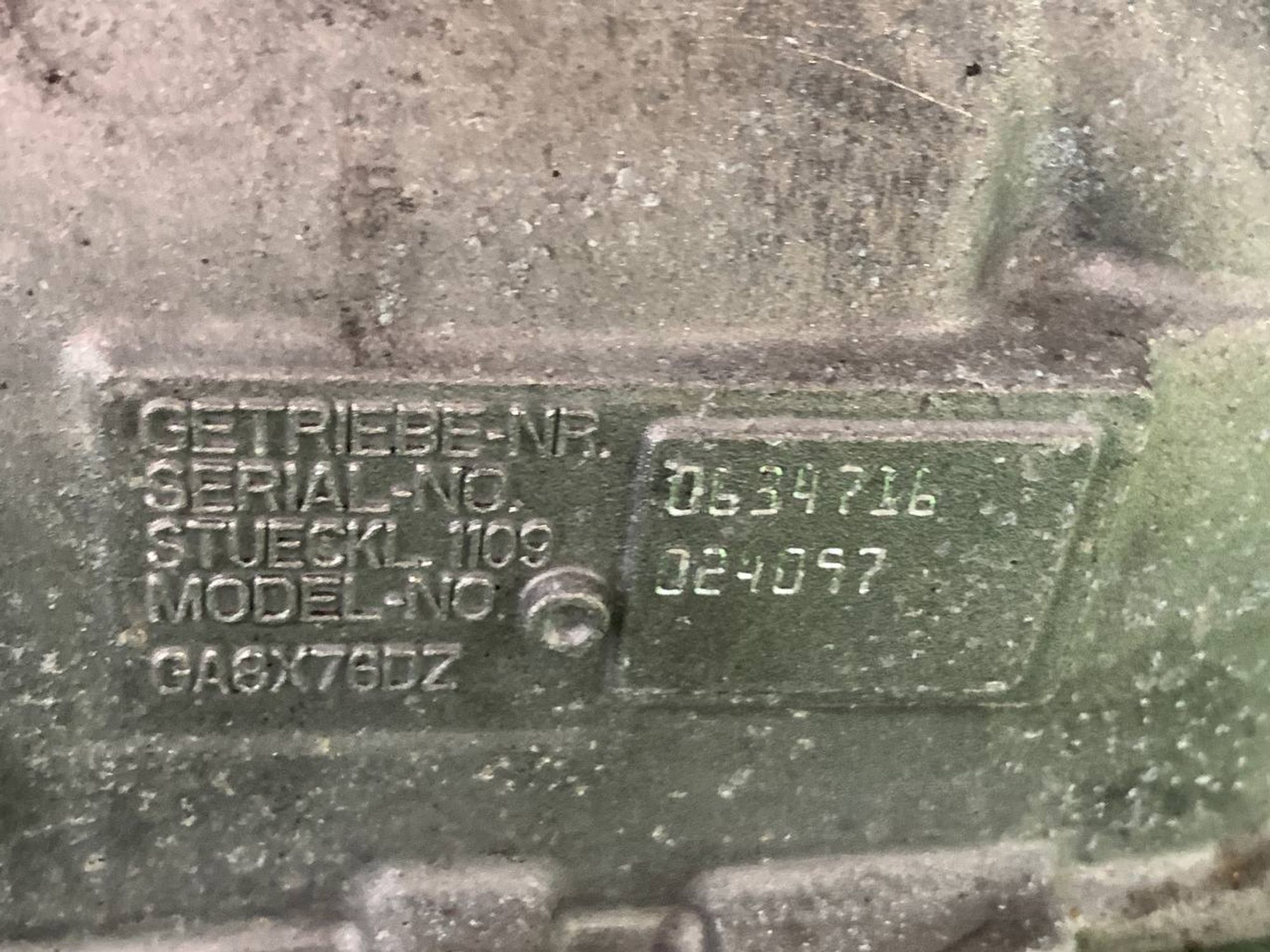 https://ycs.partsauto.market/partsauto-images/thmbs/userImages/h353NjtZg3VDP19b5HMt7LlpbQ93/part/951c476c-51a0-4a1d-8a34-9ebb202dc880_1724678327949.jpg