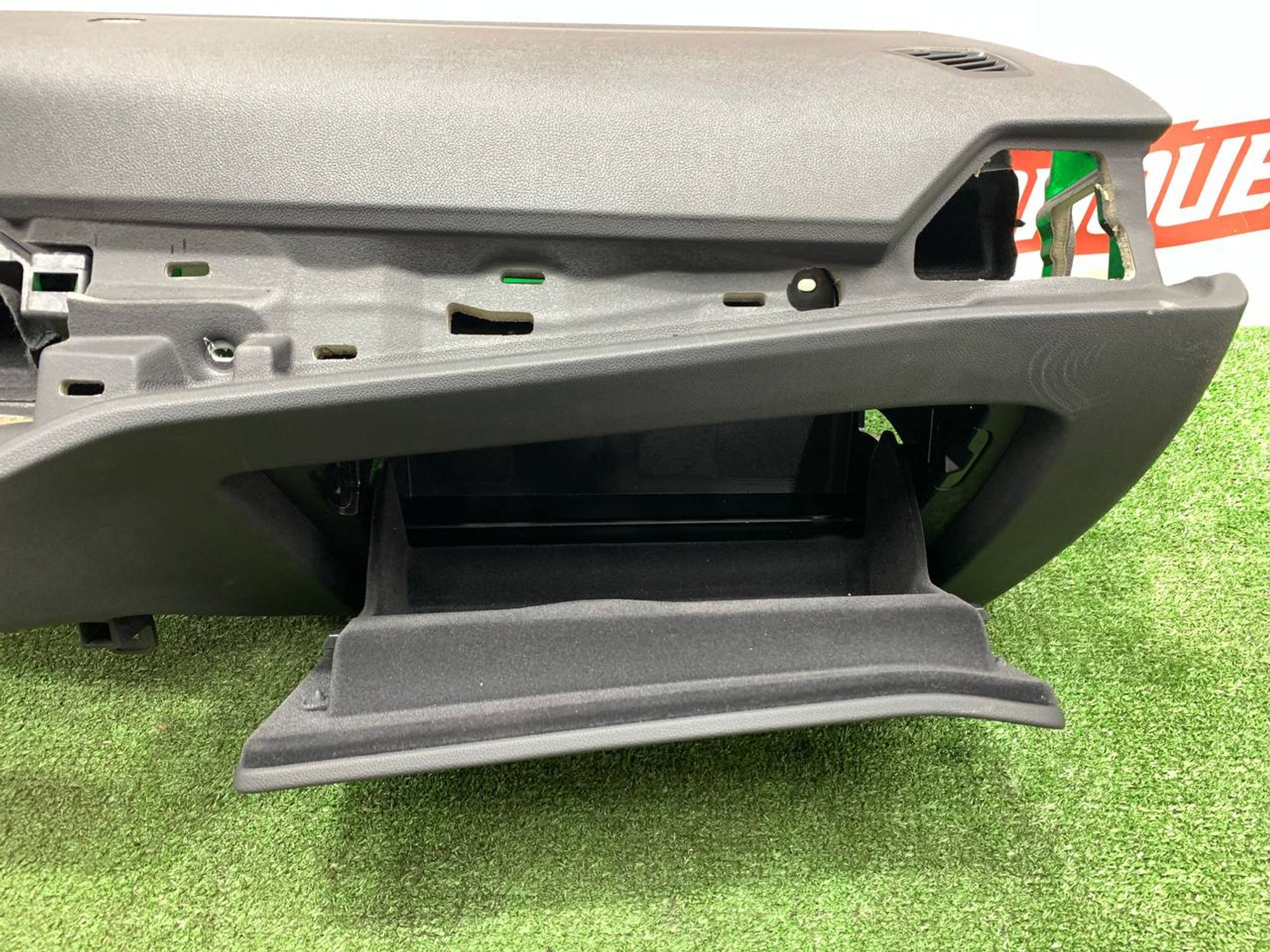 https://ycs.partsauto.market/partsauto-images/thmbs/userImages/h353NjtZg3VDP19b5HMt7LlpbQ93/part/954bd8b2-601c-4db4-b3d0-568ffff6898c_1720683528712.jpg