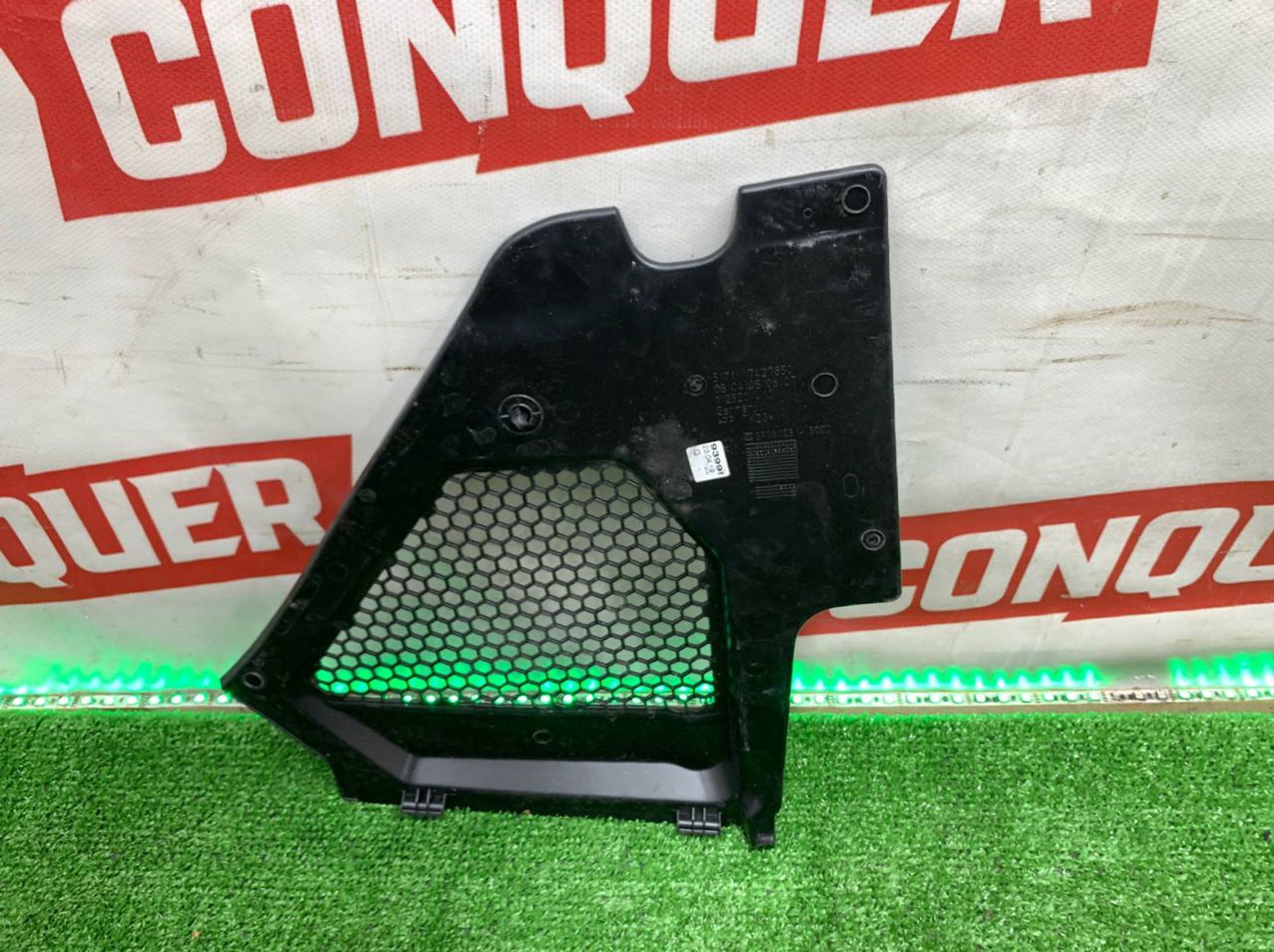 https://ycs.partsauto.market/partsauto-images/thmbs/userImages/h353NjtZg3VDP19b5HMt7LlpbQ93/part/9591f52e-ce60-4c0a-9892-ef5f451c87a0_1719824603016.jpg