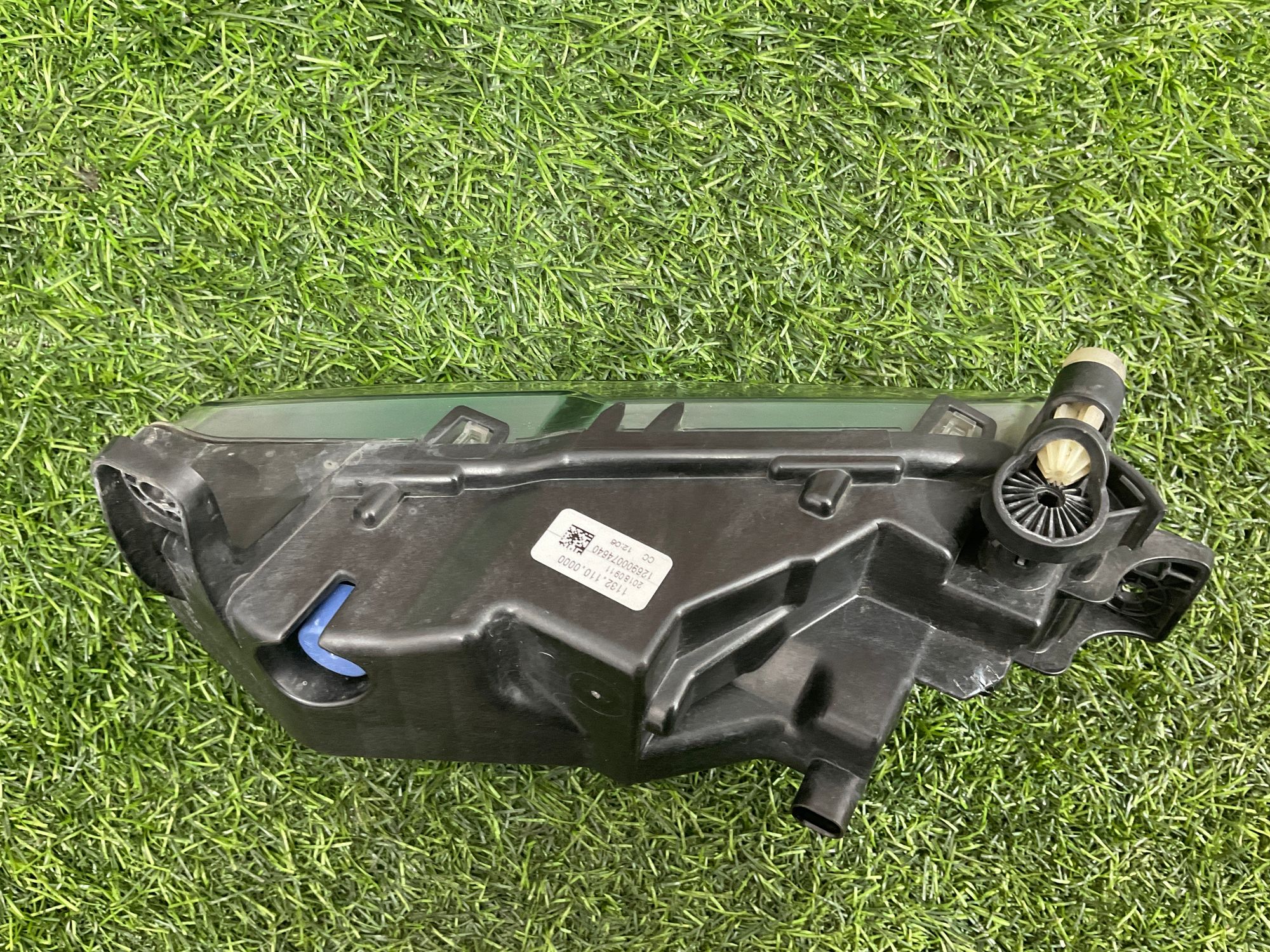 https://ycs.partsauto.market/partsauto-images/thmbs/userImages/h353NjtZg3VDP19b5HMt7LlpbQ93/part/95cca015-3b26-4dc6-ad39-cb3bf83f212d_1745997911097.jpg