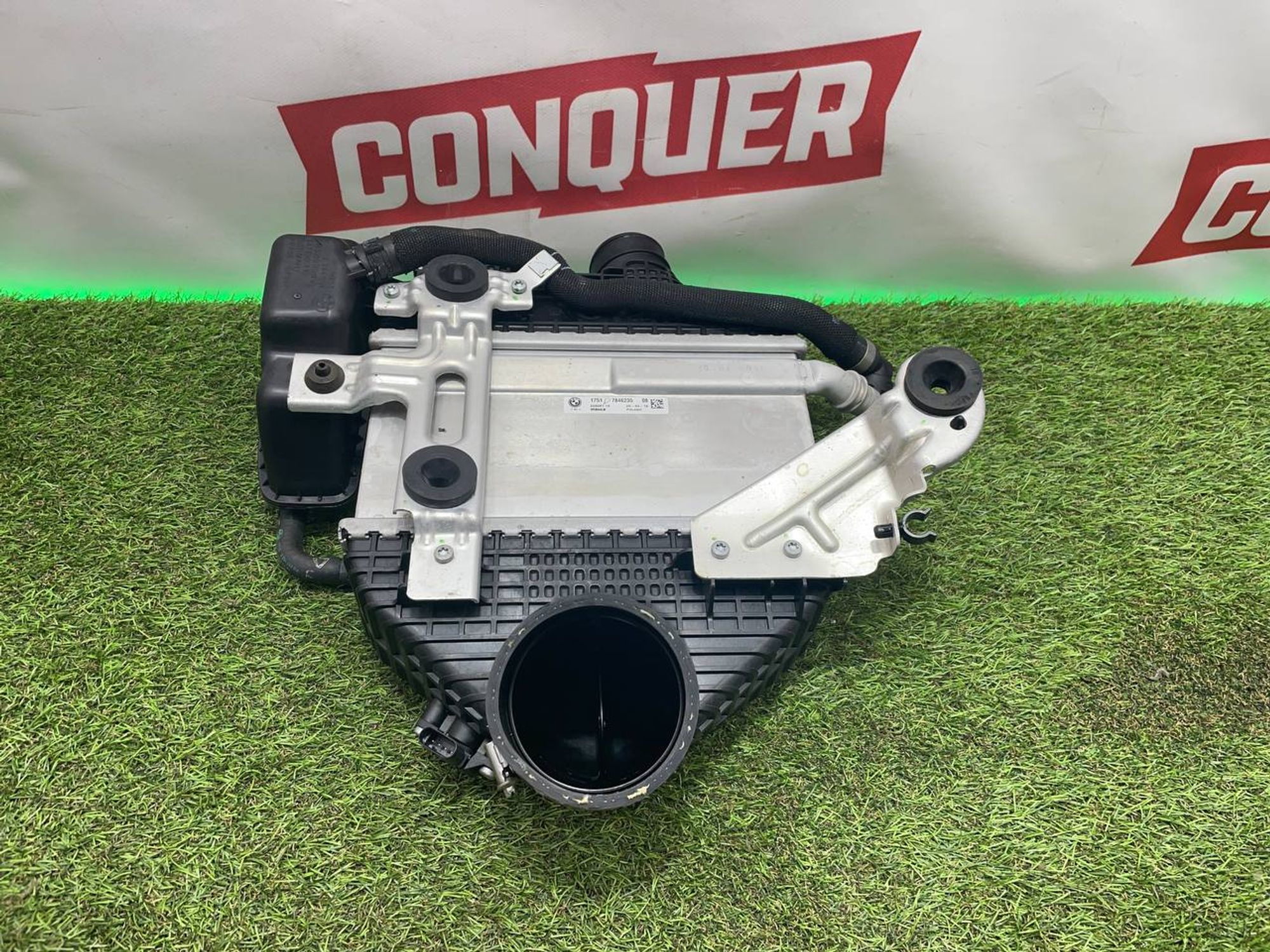 https://ycs.partsauto.market/partsauto-images/thmbs/userImages/h353NjtZg3VDP19b5HMt7LlpbQ93/part/95d31579-cd36-4160-951f-b7fd2f148af4_1709897611402.jpg
