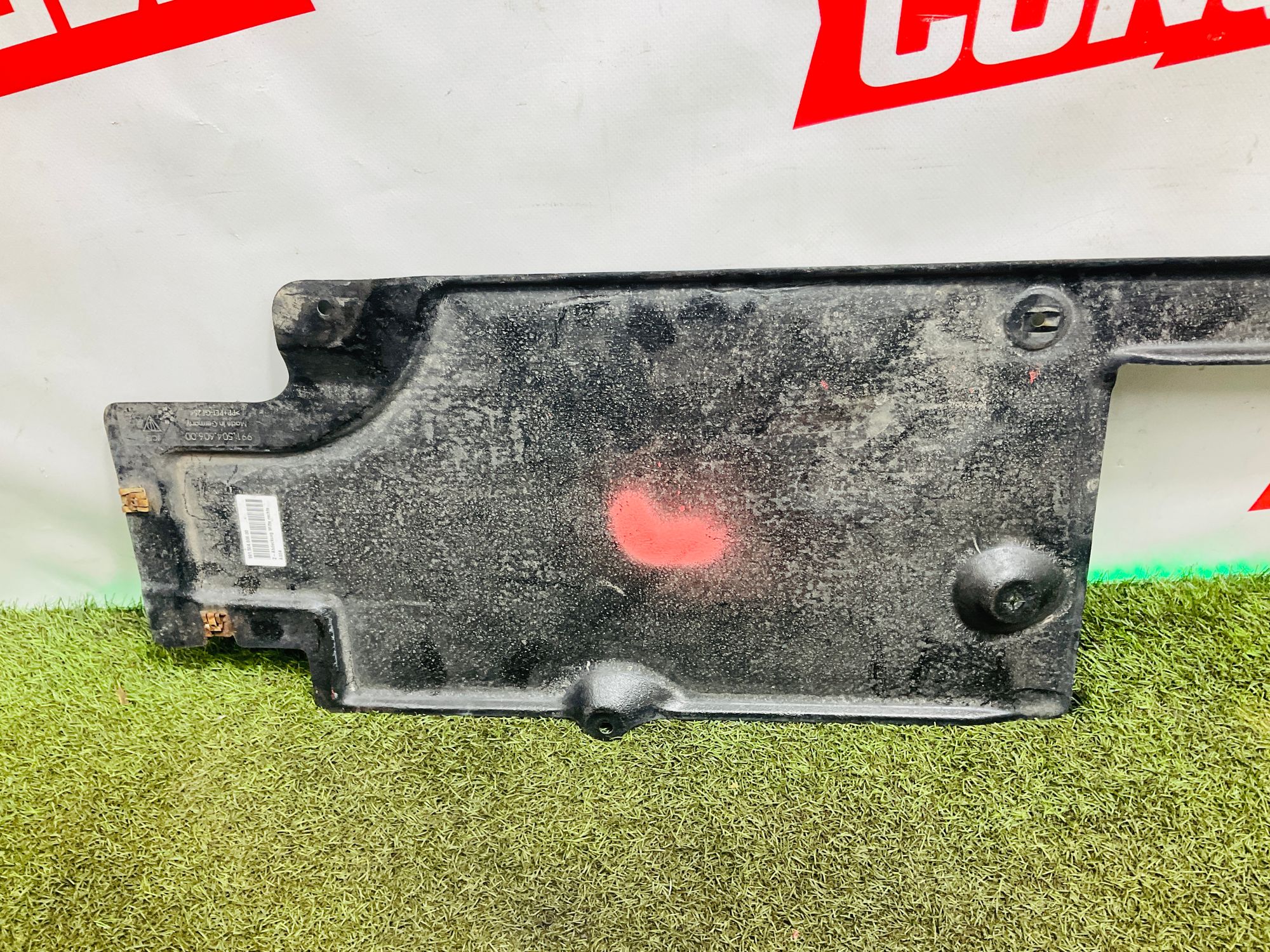 Защита днища кузова передняя правая Porsche 911 GT3, 991 Рестайлинг 2018, 6000 рублей, Москва