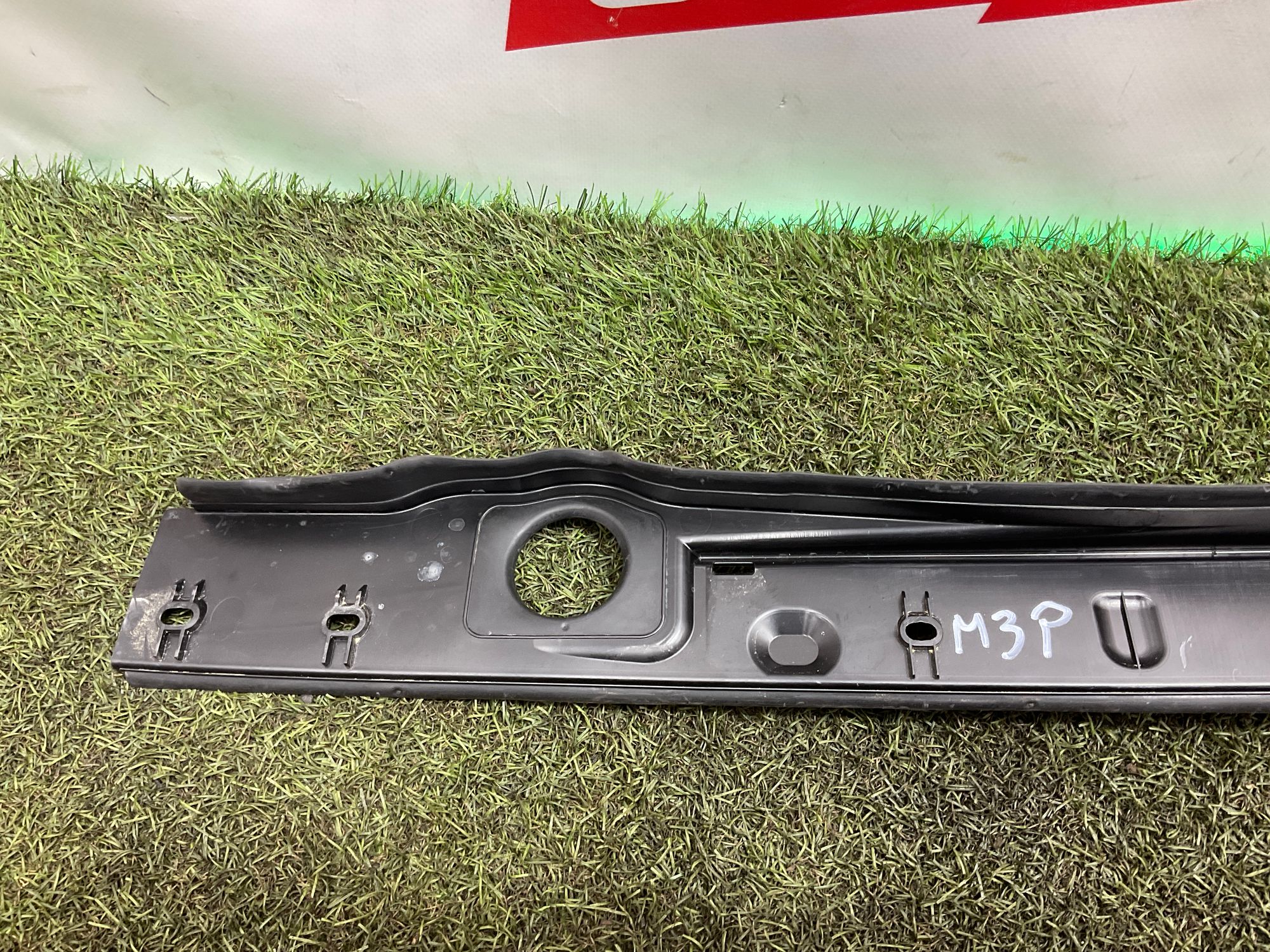 Уплотнитель крыла правый BMW M3, G80 2023, 5000 рублей, Москва