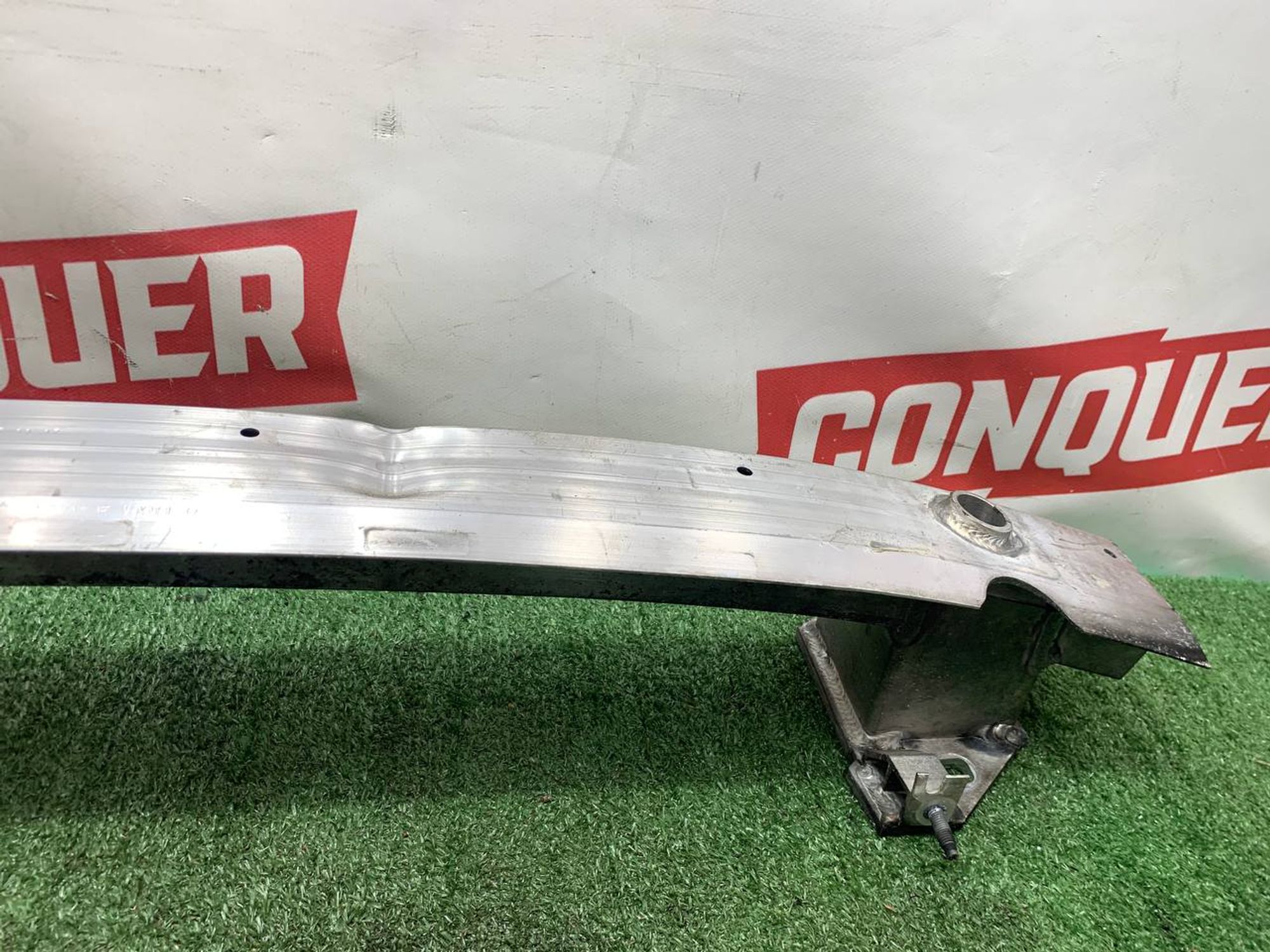 https://ycs.partsauto.market/partsauto-images/thmbs/userImages/h353NjtZg3VDP19b5HMt7LlpbQ93/part/98c560c8-2174-4b78-bcf7-1c092e61c3d5_1731084773821.jpg
