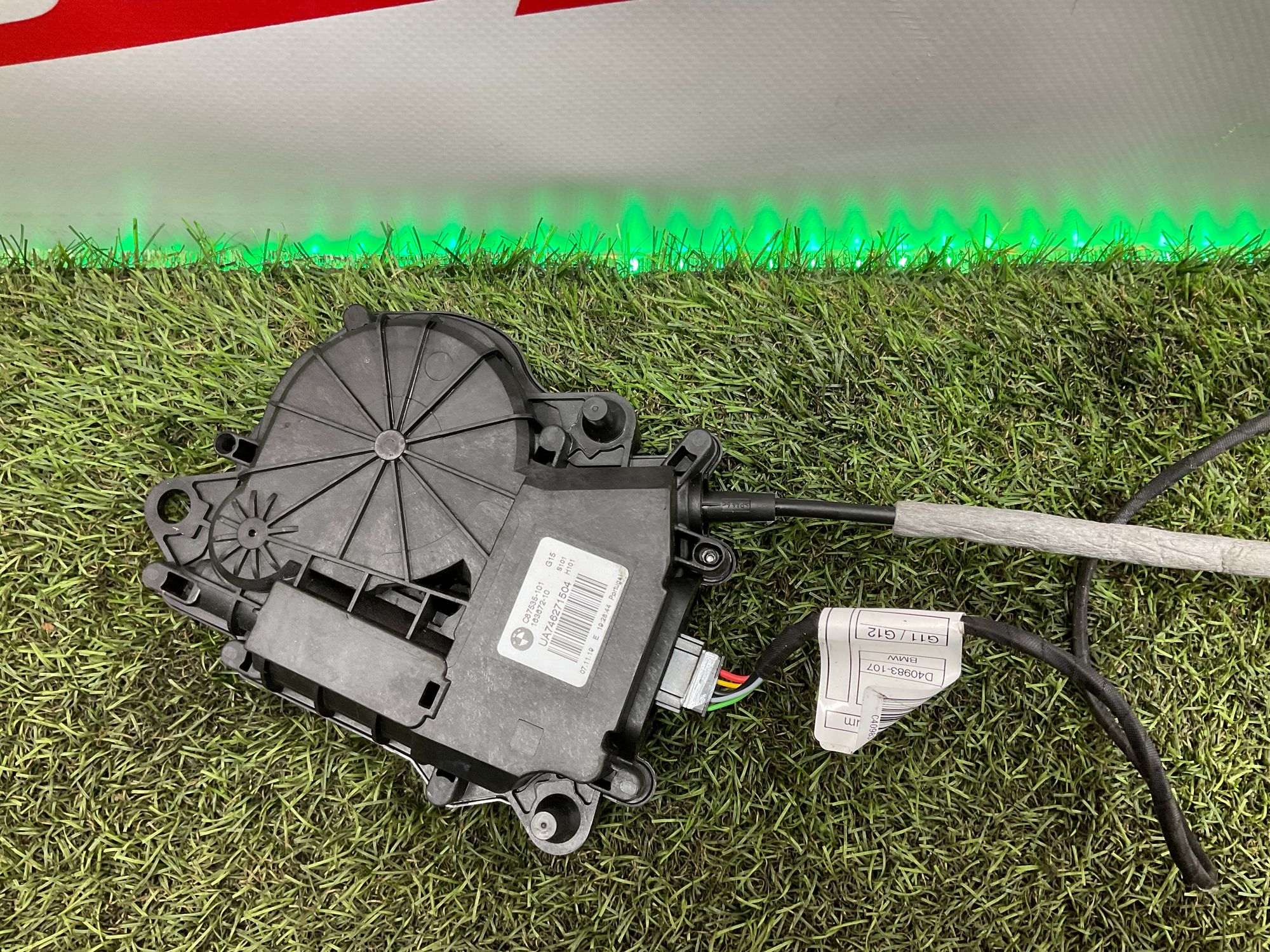 Доводчик багажной двери BMW M8 F91/F92/F93 2019, 8000 рублей, Москва