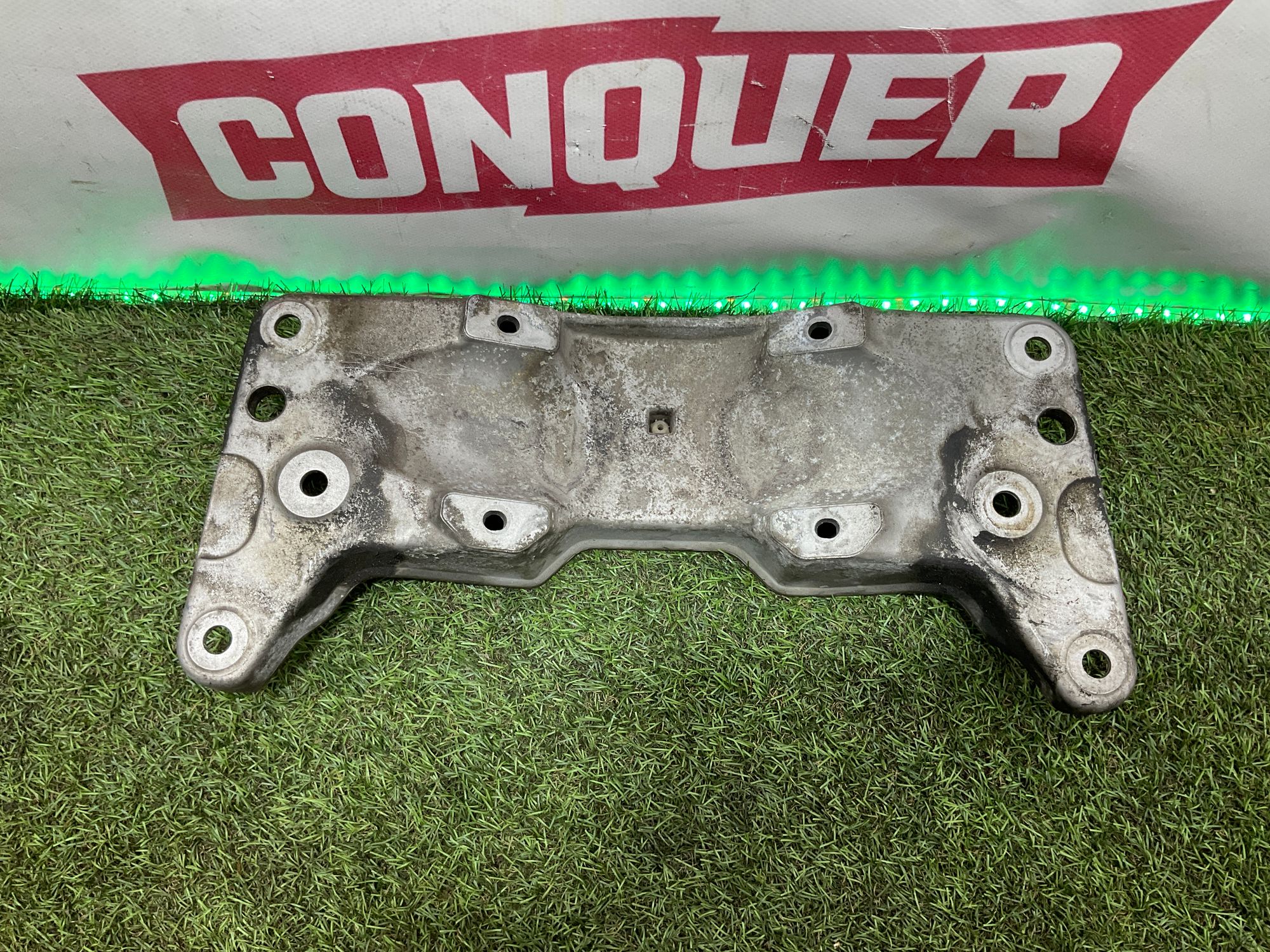 Кронштейн крепления АКПП BMW 6 серия, F06/F13/F12, 1000 рублей, Москва