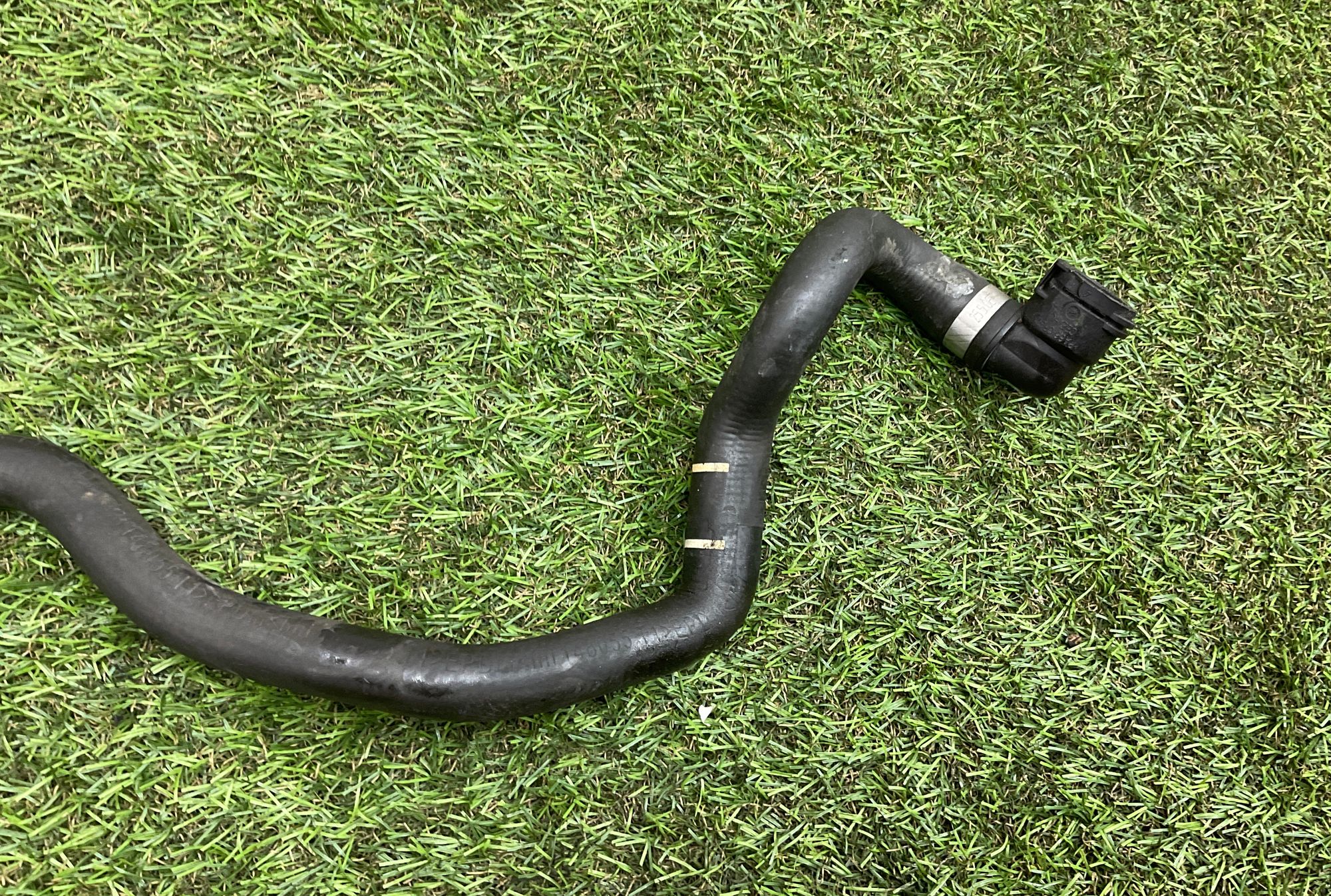 Шланг расширительного бачка BMW 3 серия, F30/F31 рестайлинг, 2000 рублей, Москва