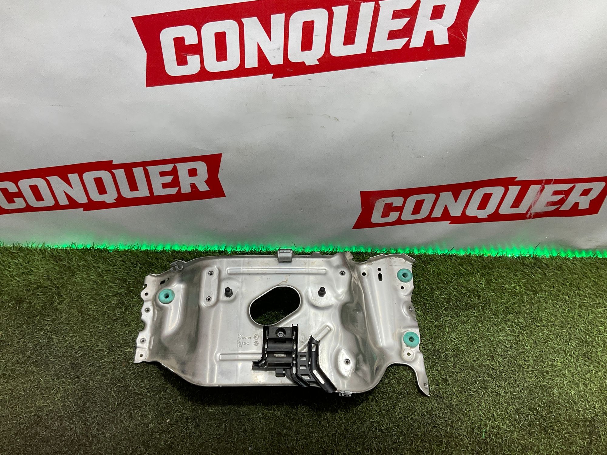 Экран тепловой ДВС S63 BMW M5, F90 рестайлинг 2024, 4000 рублей, Москва