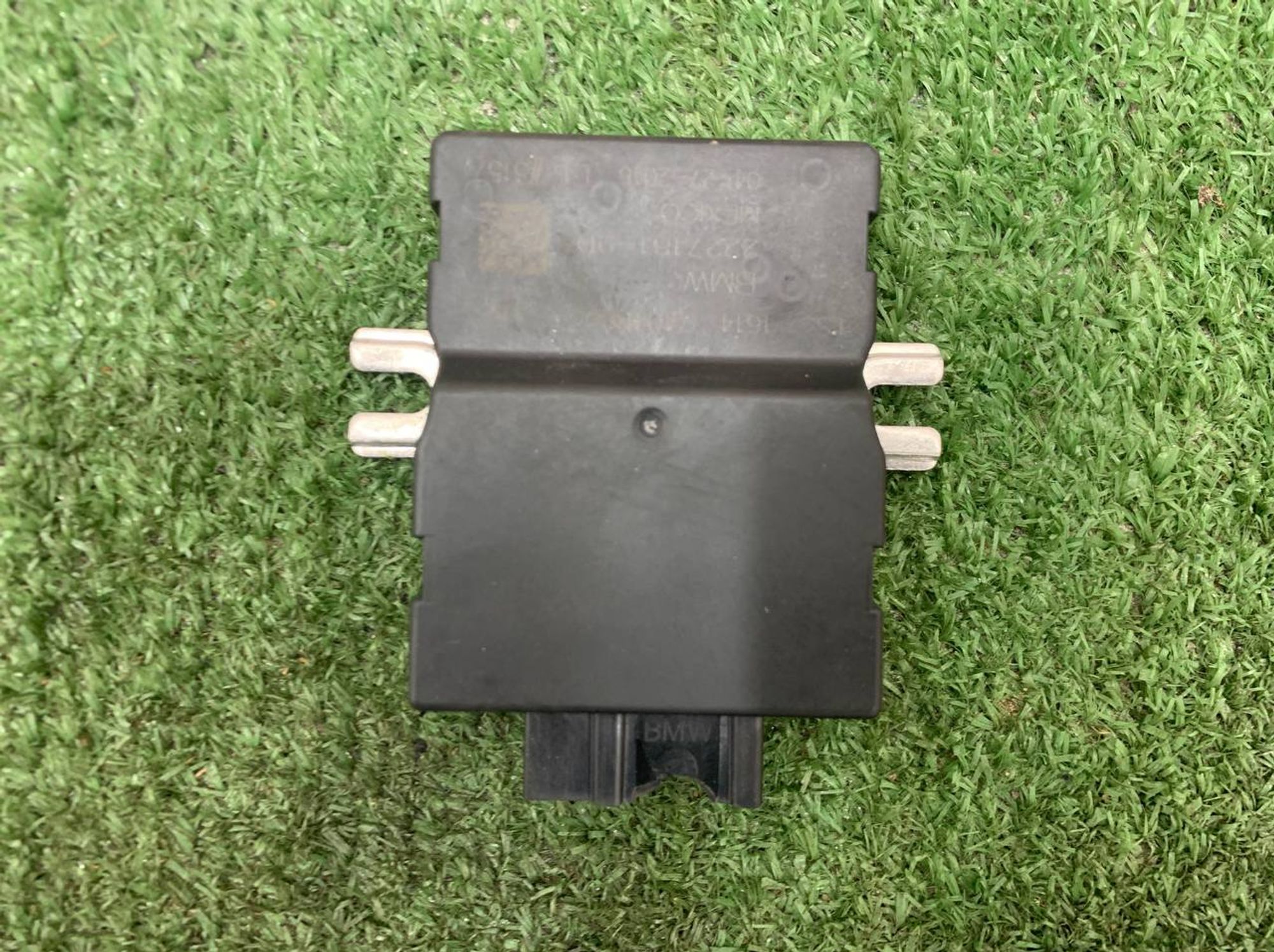 https://ycs.partsauto.market/partsauto-images/thmbs/userImages/h353NjtZg3VDP19b5HMt7LlpbQ93/part/99d9cb1d-62ce-40db-8f1b-5a27d75442a4_1731933854025.jpg