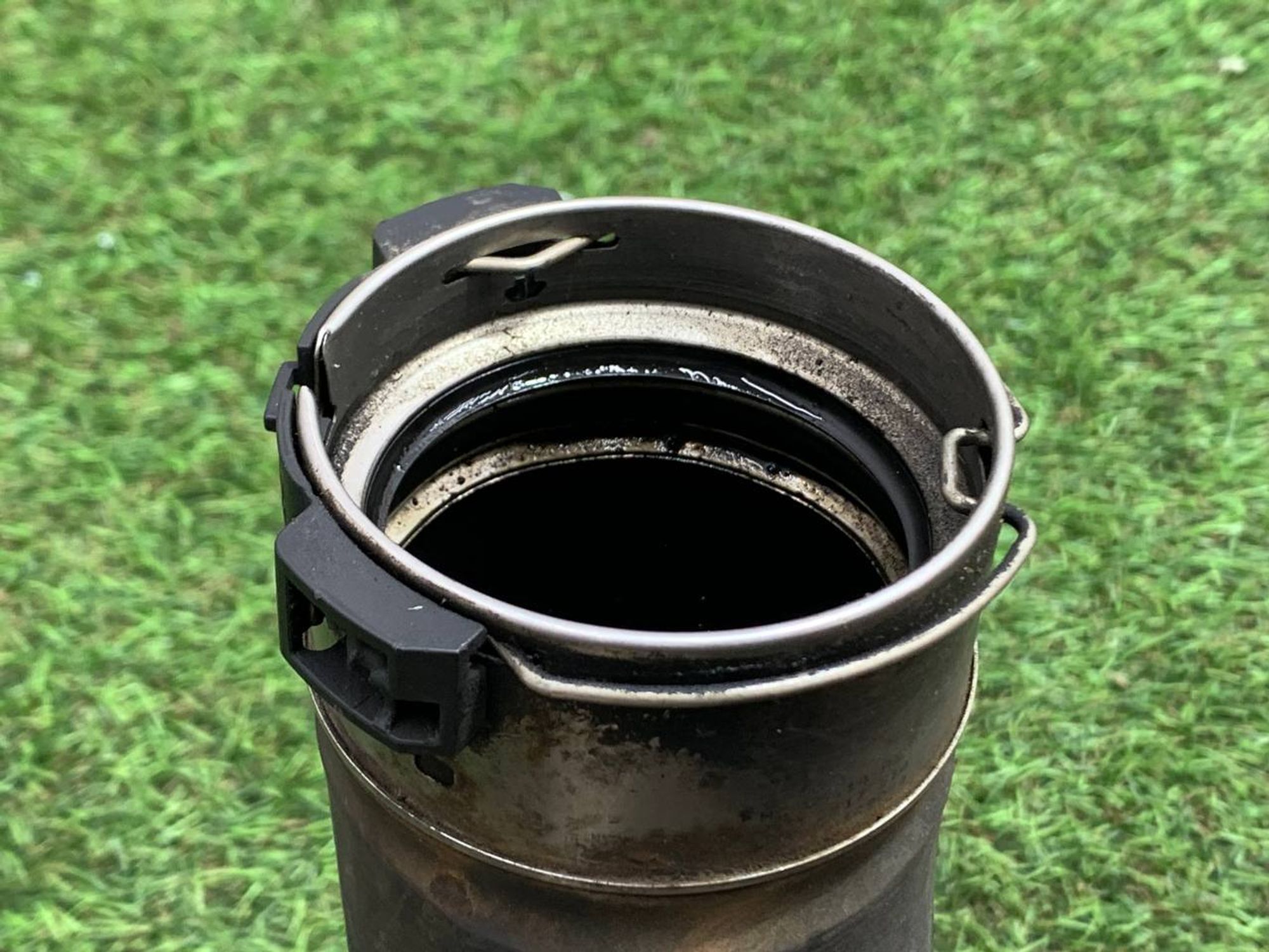 https://ycs.partsauto.market/partsauto-images/thmbs/userImages/h353NjtZg3VDP19b5HMt7LlpbQ93/part/9ada02ee-bf01-4108-9264-3e53b833dee9_1708600807538.jpg