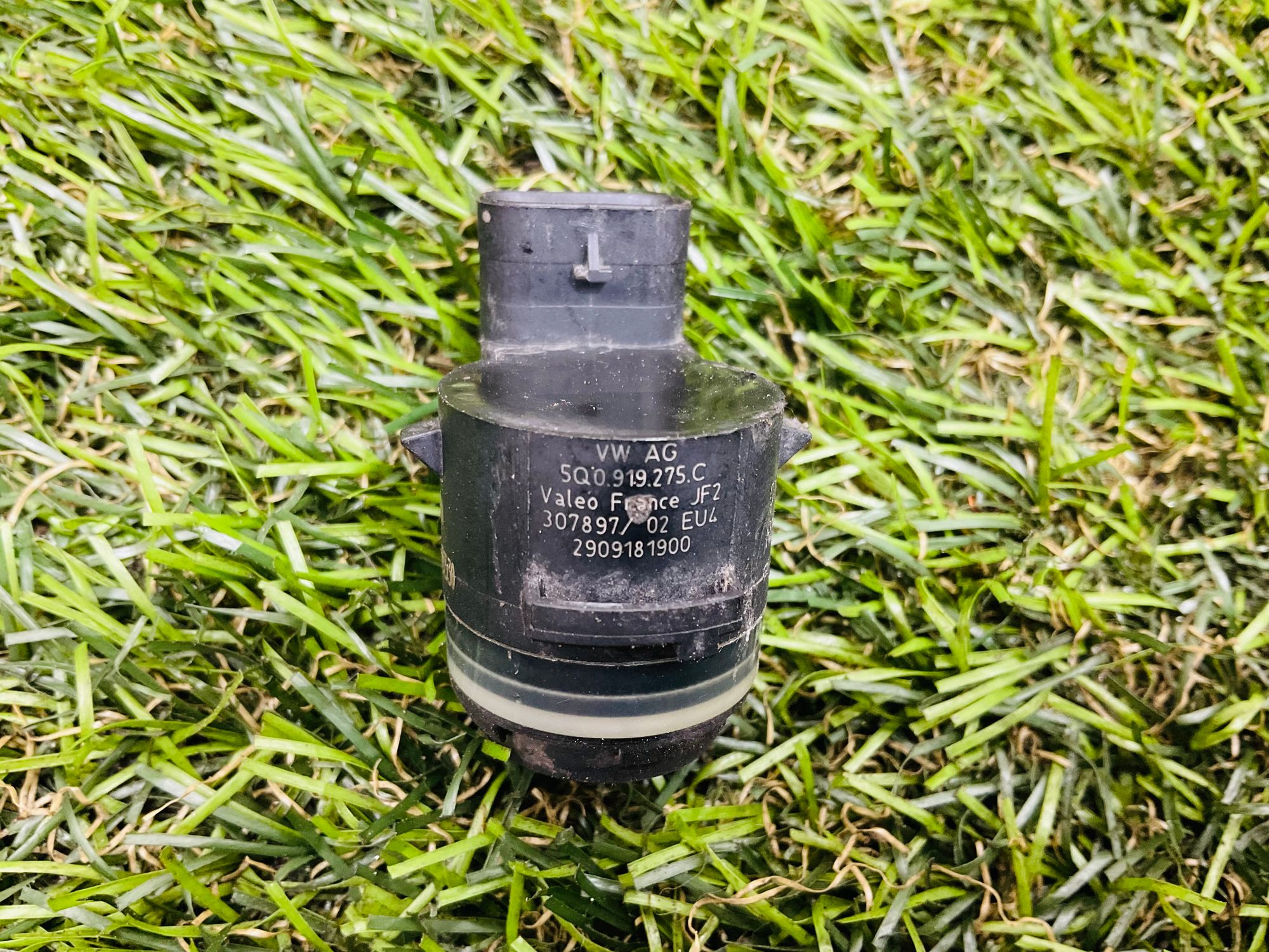 https://ycs.partsauto.market/partsauto-images/thmbs/userImages/h353NjtZg3VDP19b5HMt7LlpbQ93/part/9b0daf36-0e3b-4769-89fb-7d379ff4223d_1787323279865.jpg