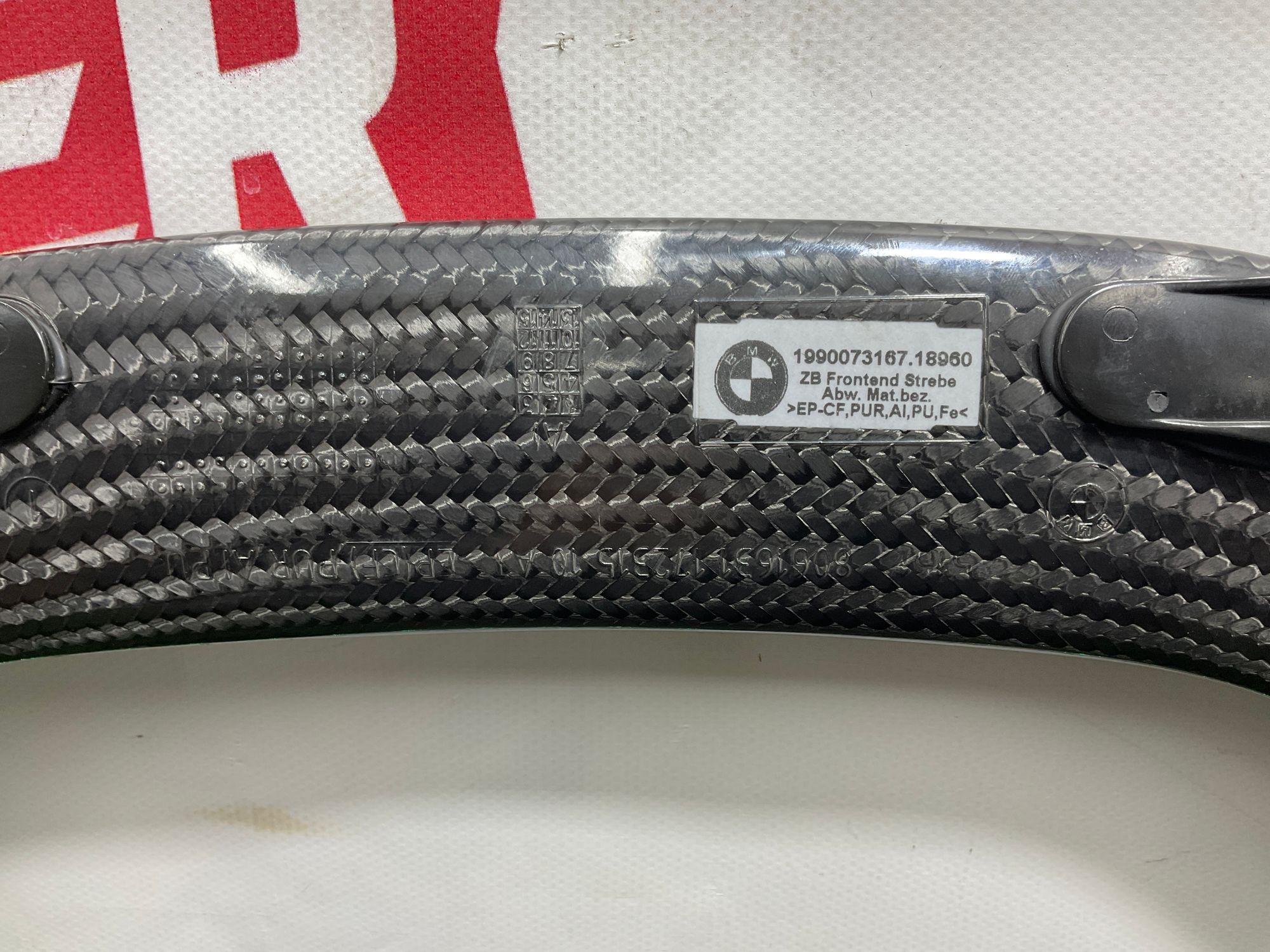 https://ycs.partsauto.market/partsauto-images/thmbs/userImages/h353NjtZg3VDP19b5HMt7LlpbQ93/part/9b31e961-3dd1-4420-b910-c3134221ac17_1734423268866.jpg