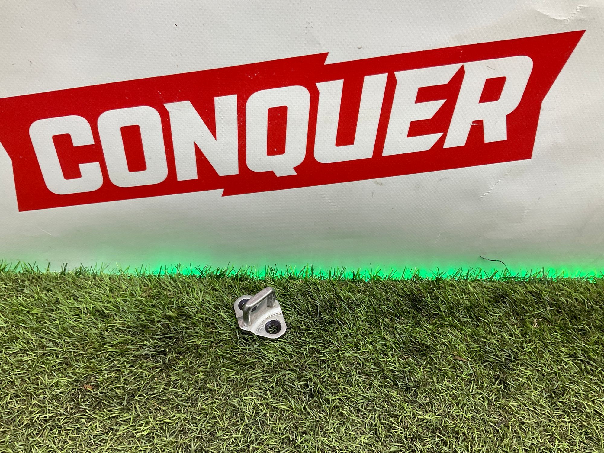 Ответная часть замка двери Land Rover Defender, II 2022, 500 рублей, Москва