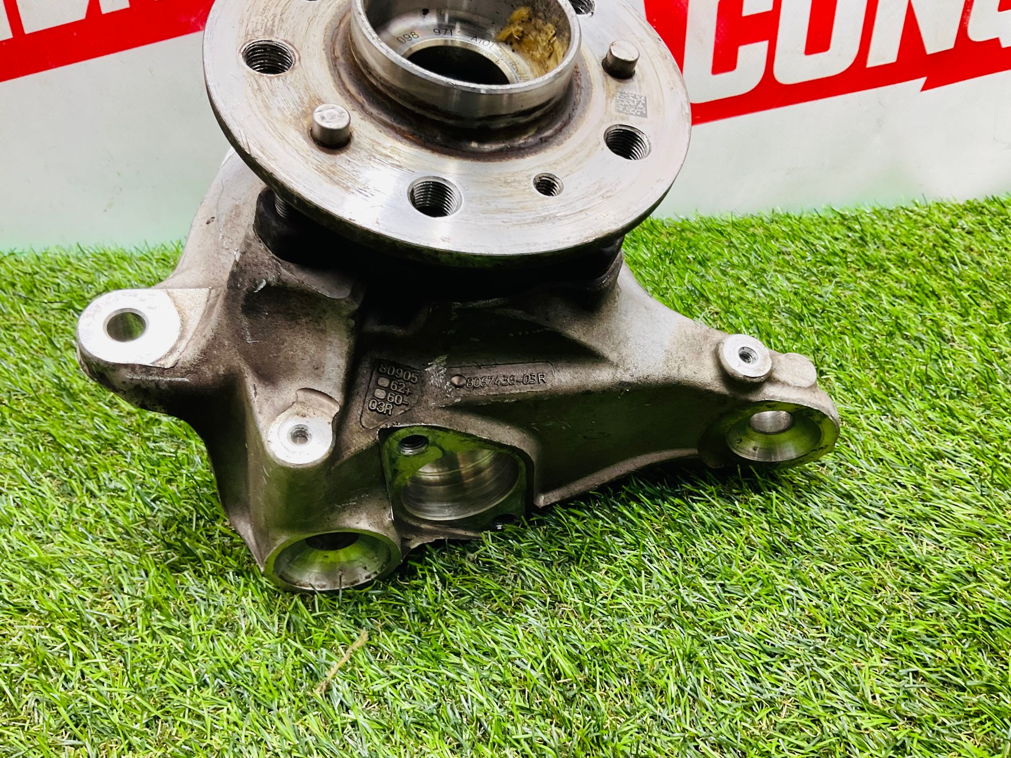 https://ycs.partsauto.market/partsauto-images/thmbs/userImages/h353NjtZg3VDP19b5HMt7LlpbQ93/part/9b950929-985e-424d-a584-16999c8b182c_1784030723976.jpg