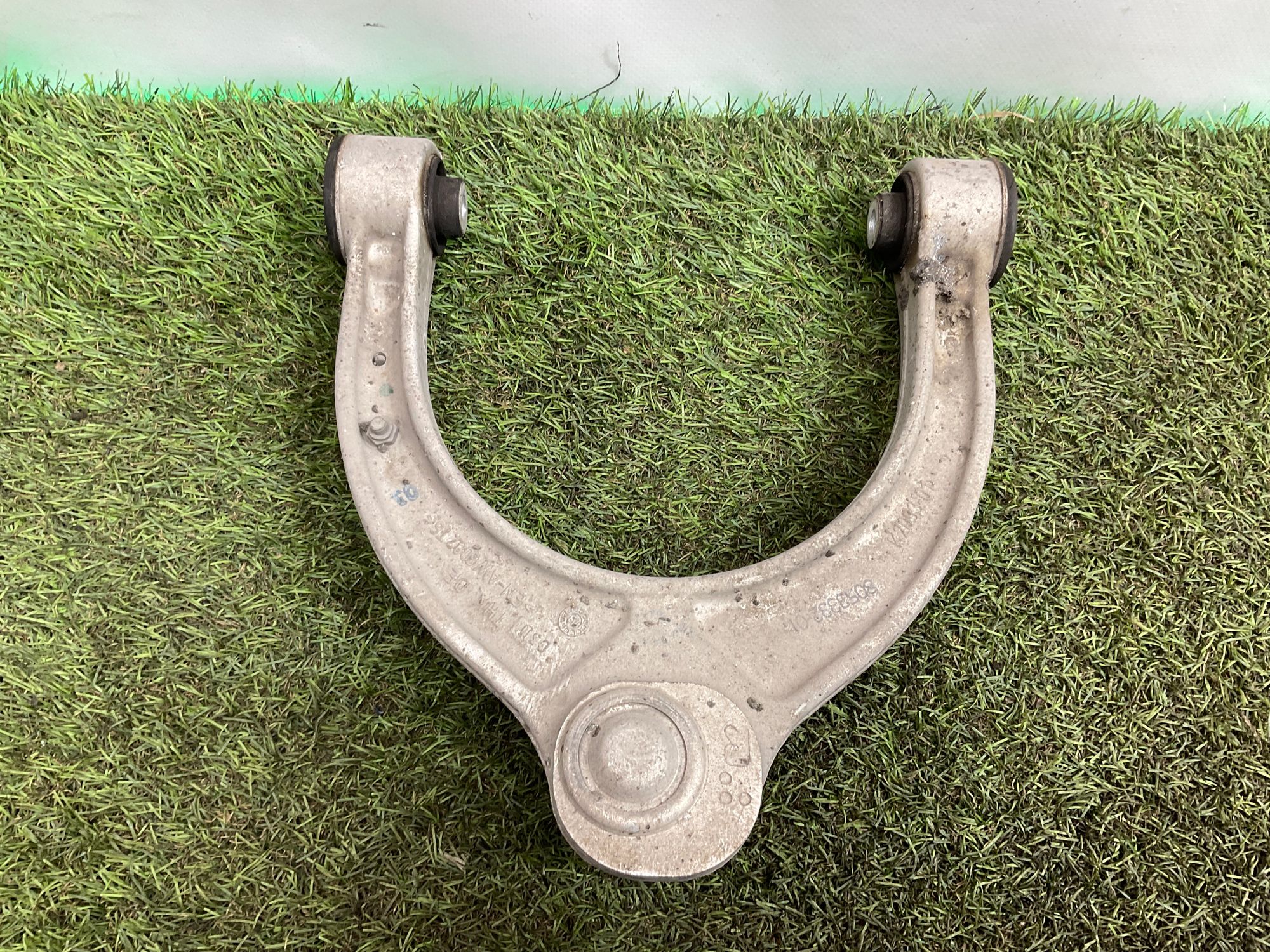 Поперечный рычаг подвески правый верхний BMW M8, F91/F92 2019, 13000 рублей, Москва