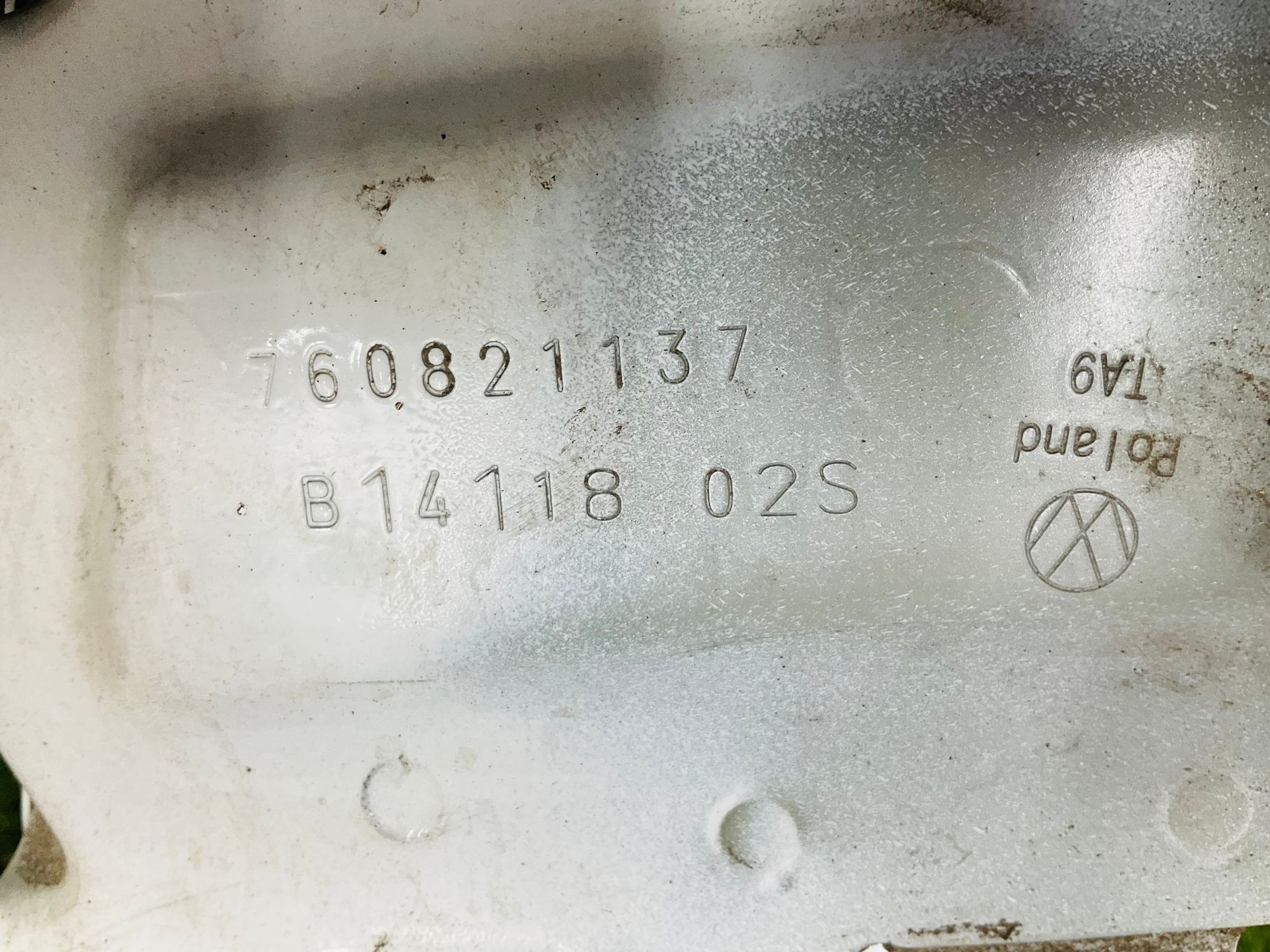 https://ycs.partsauto.market/partsauto-images/thmbs/userImages/h353NjtZg3VDP19b5HMt7LlpbQ93/part/9bf26c76-f890-4962-97eb-bf1c764b7558_1787322810800.jpg
