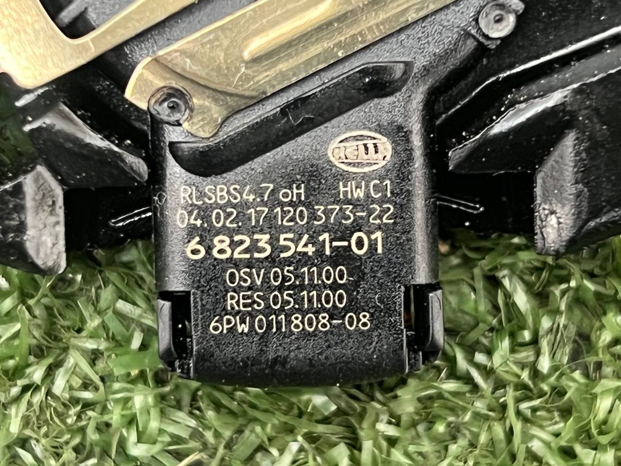 https://ycs.partsauto.market/partsauto-images/thmbs/userImages/h353NjtZg3VDP19b5HMt7LlpbQ93/part/9c0435d1-ed2c-44b0-b49c-537f8ec2cf81_1730966862483.jpg