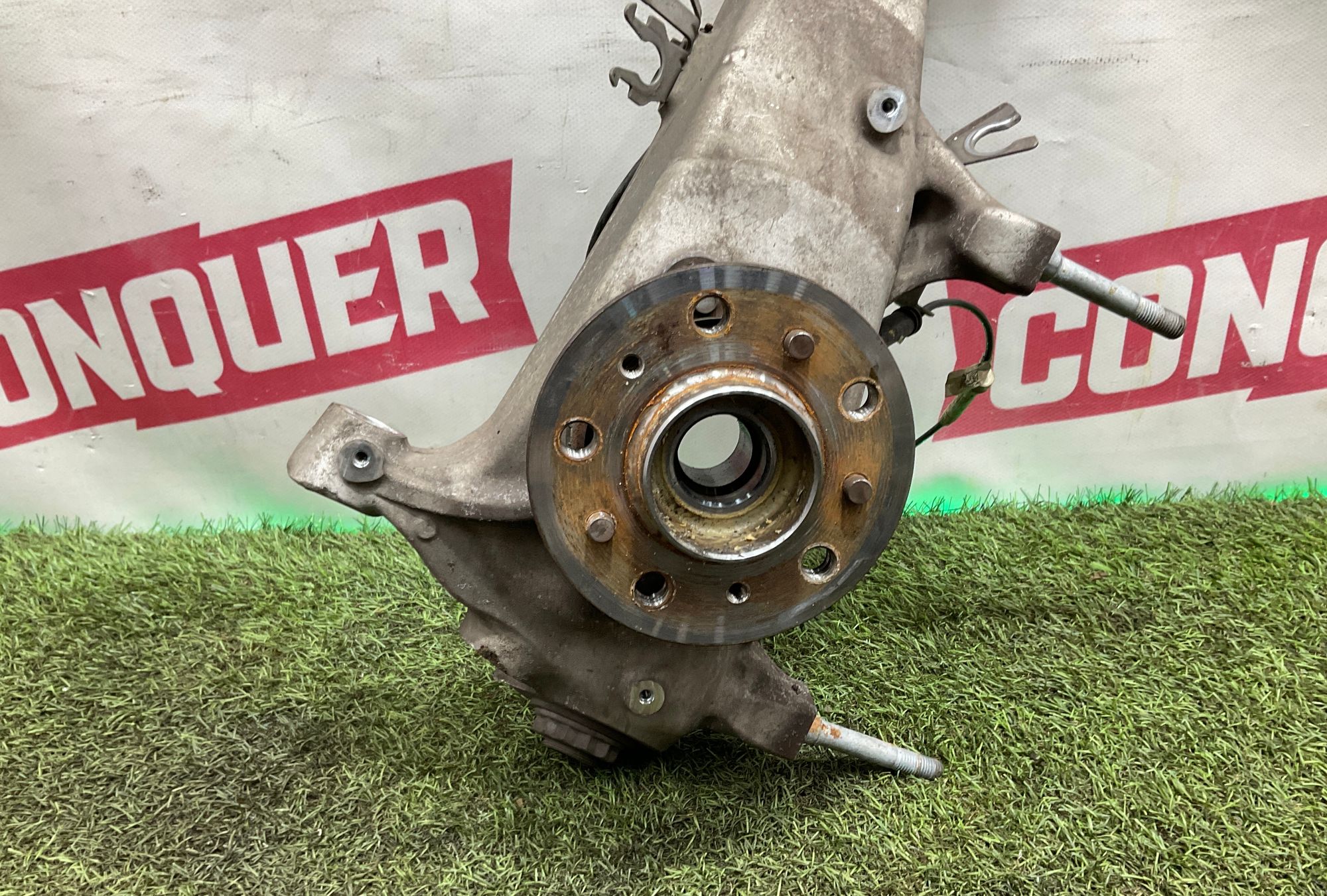 Кулак передний левый BMW M5, F90 рестайлинг, 32000 рублей, Москва