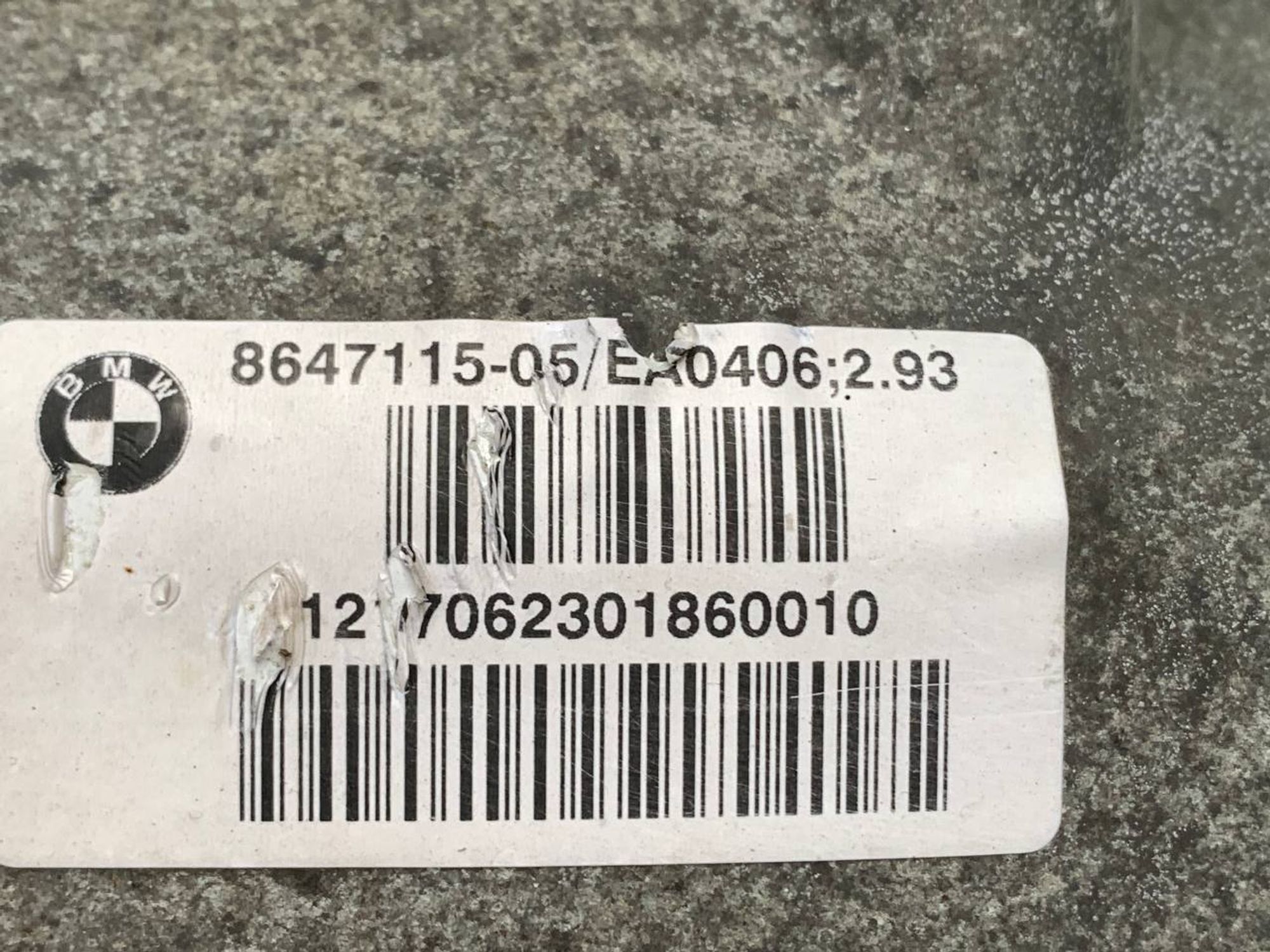 https://ycs.partsauto.market/partsauto-images/thmbs/userImages/h353NjtZg3VDP19b5HMt7LlpbQ93/part/9c9ce2b5-5c9a-4670-9e05-6b9e381d637f_1714144407834.jpg